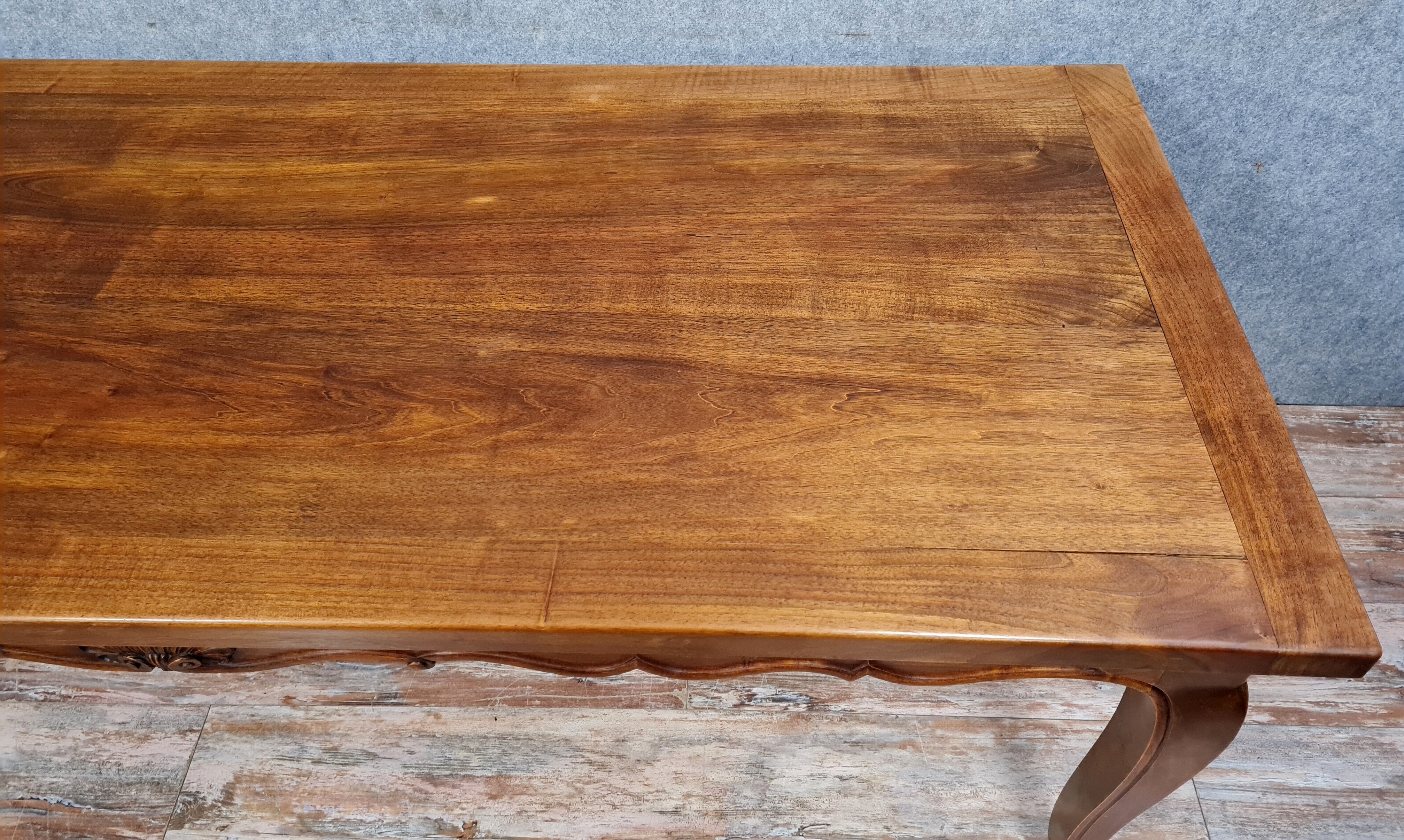 Louis XV community table in solid walnut around 1880-1900