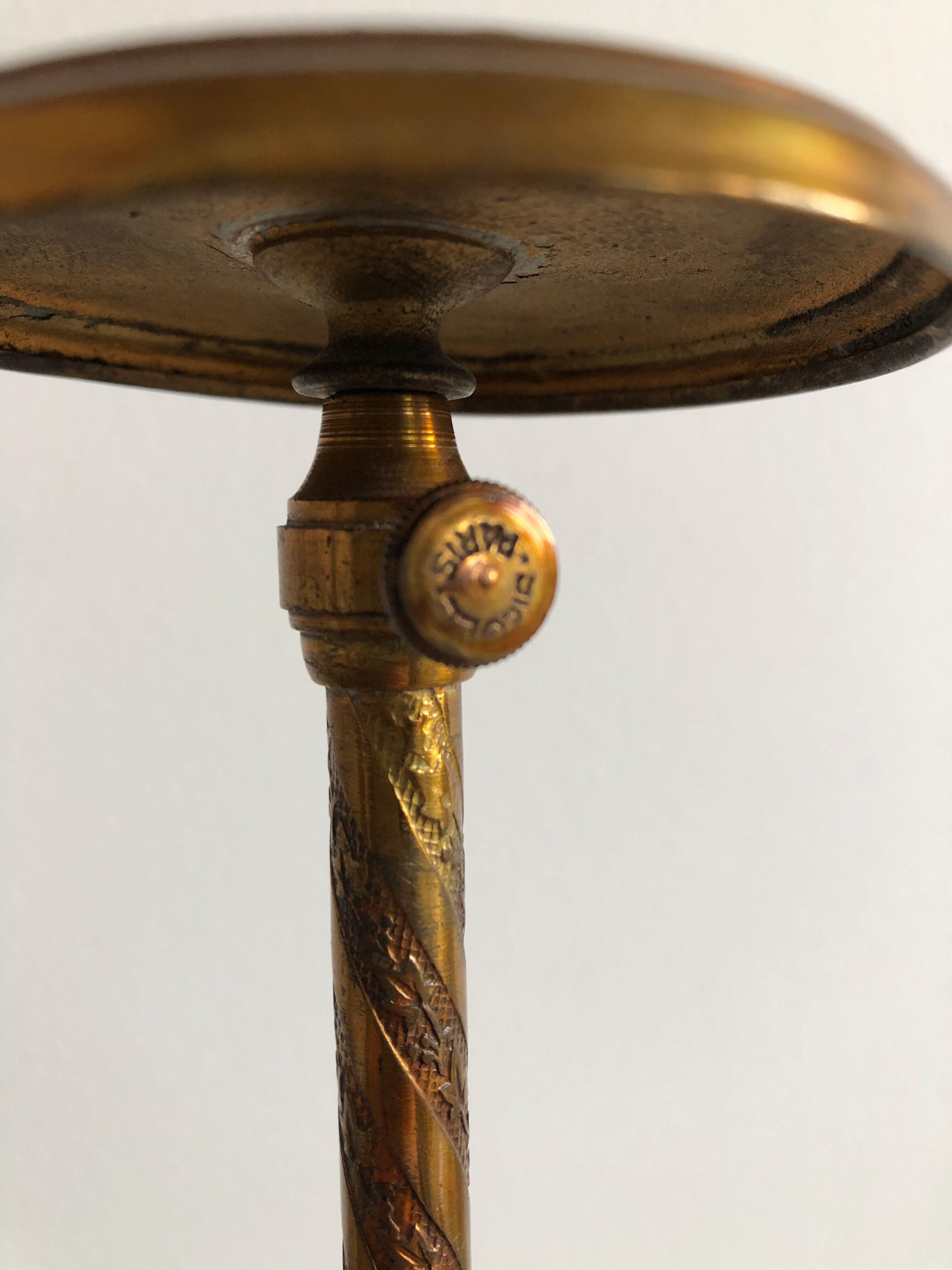 V.N Siegel Paris Telesco Hat Display