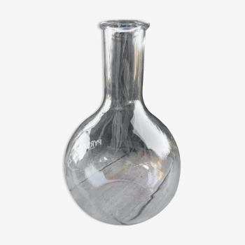 Laboratory vase