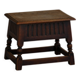 Scandinavian oak stool/box from the early 20th century, 1900s.