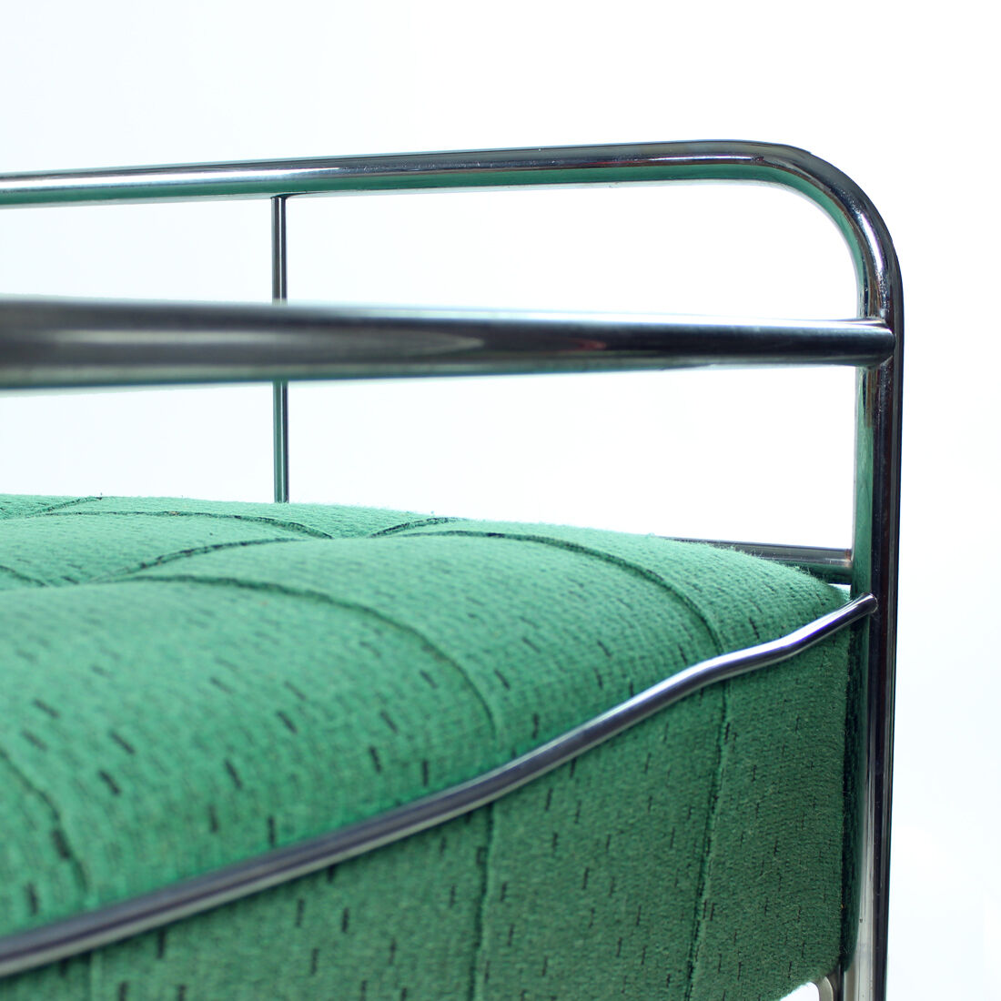 Bauhaus daybed in bent chrome, czechoslovakia 1940s
