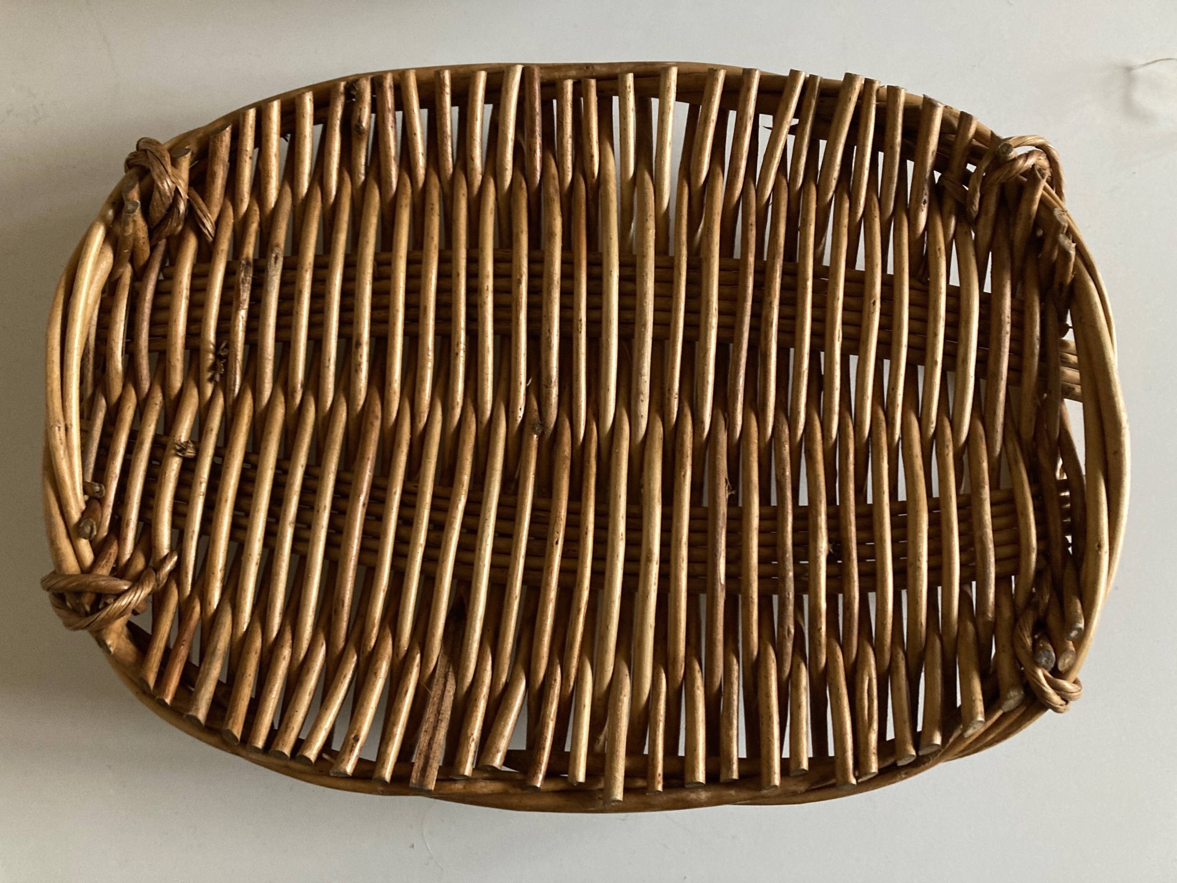 Woven wicker cheese board 1970