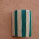 Applique murale rayé vert sapin et beige en raphia naturel