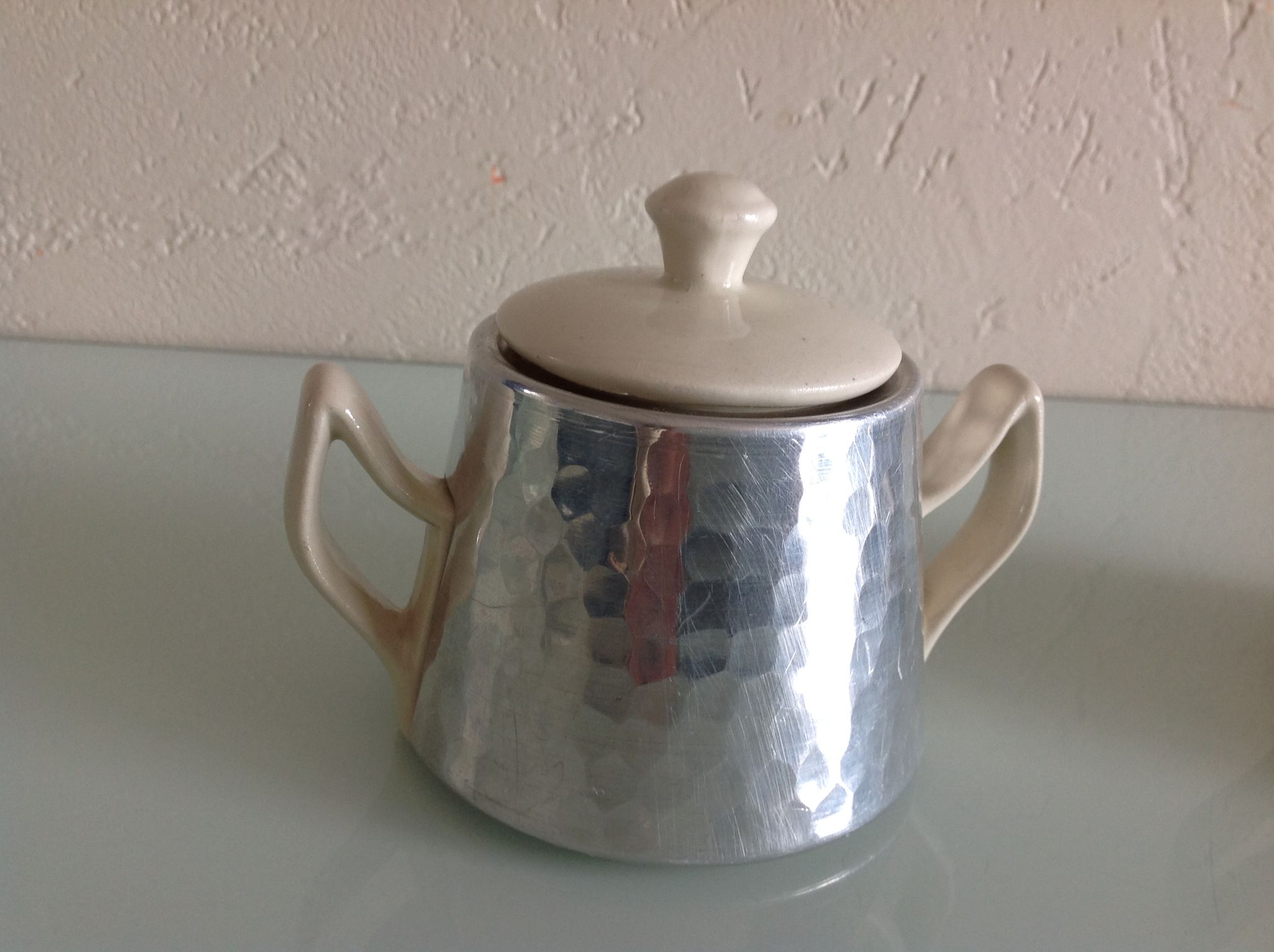 Sugar and milk pot in cermal and metal vintage 60s-70s