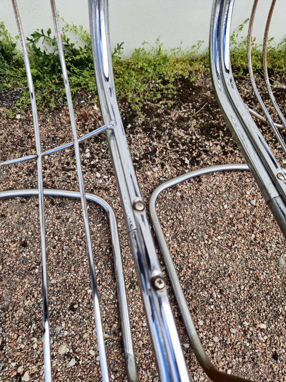 Set of 6 chrome metal design chairs from the 1970s.