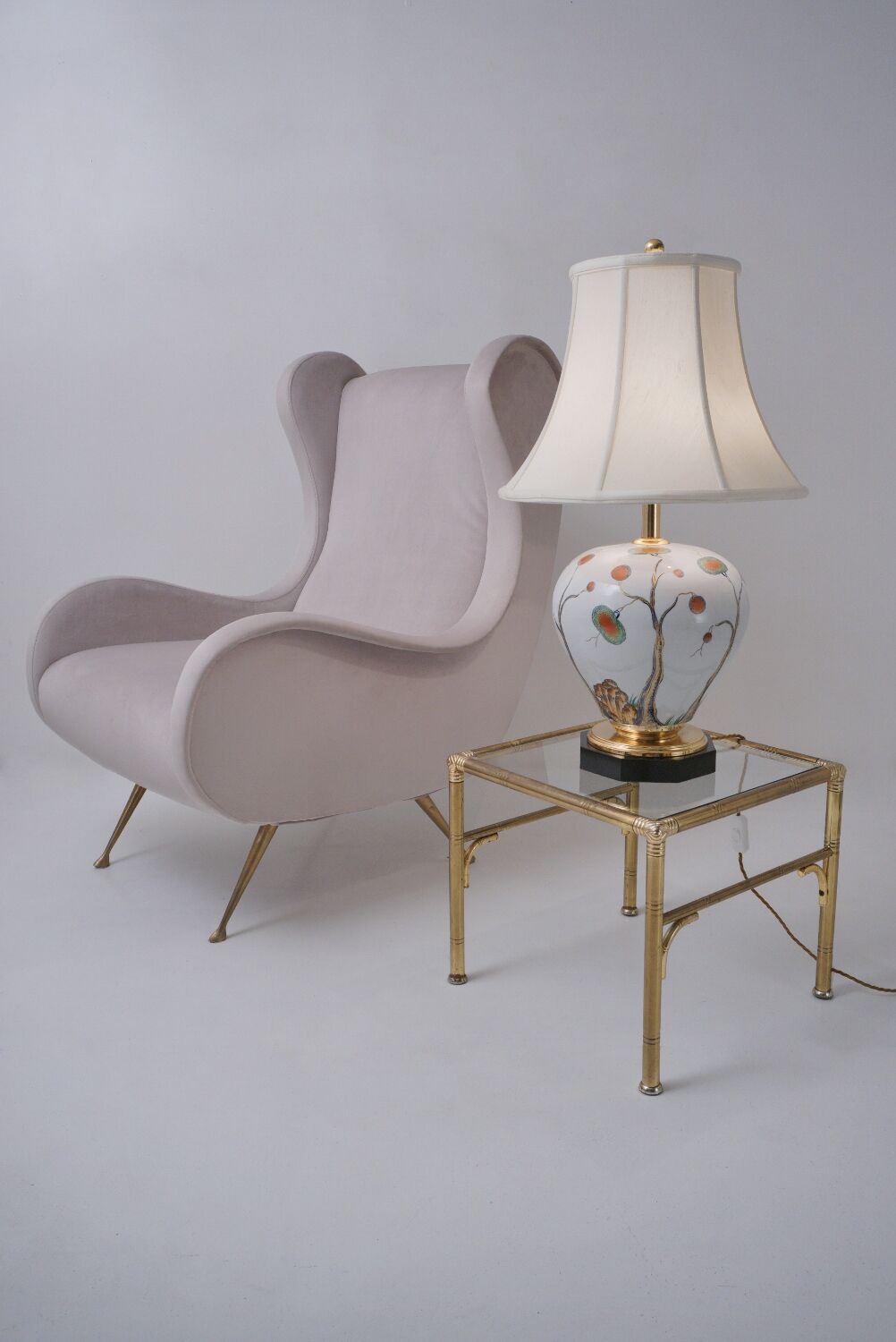 Giulia Mangani porcelain lamp chinoiserie with lychee, 1950`s ca, Italian