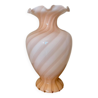 Large vintage Italian swirly pink Murano glass vase from the 70s