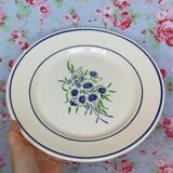 Plat ancien Badonviller modèle francine fleurs bleues et vertes au pochoir