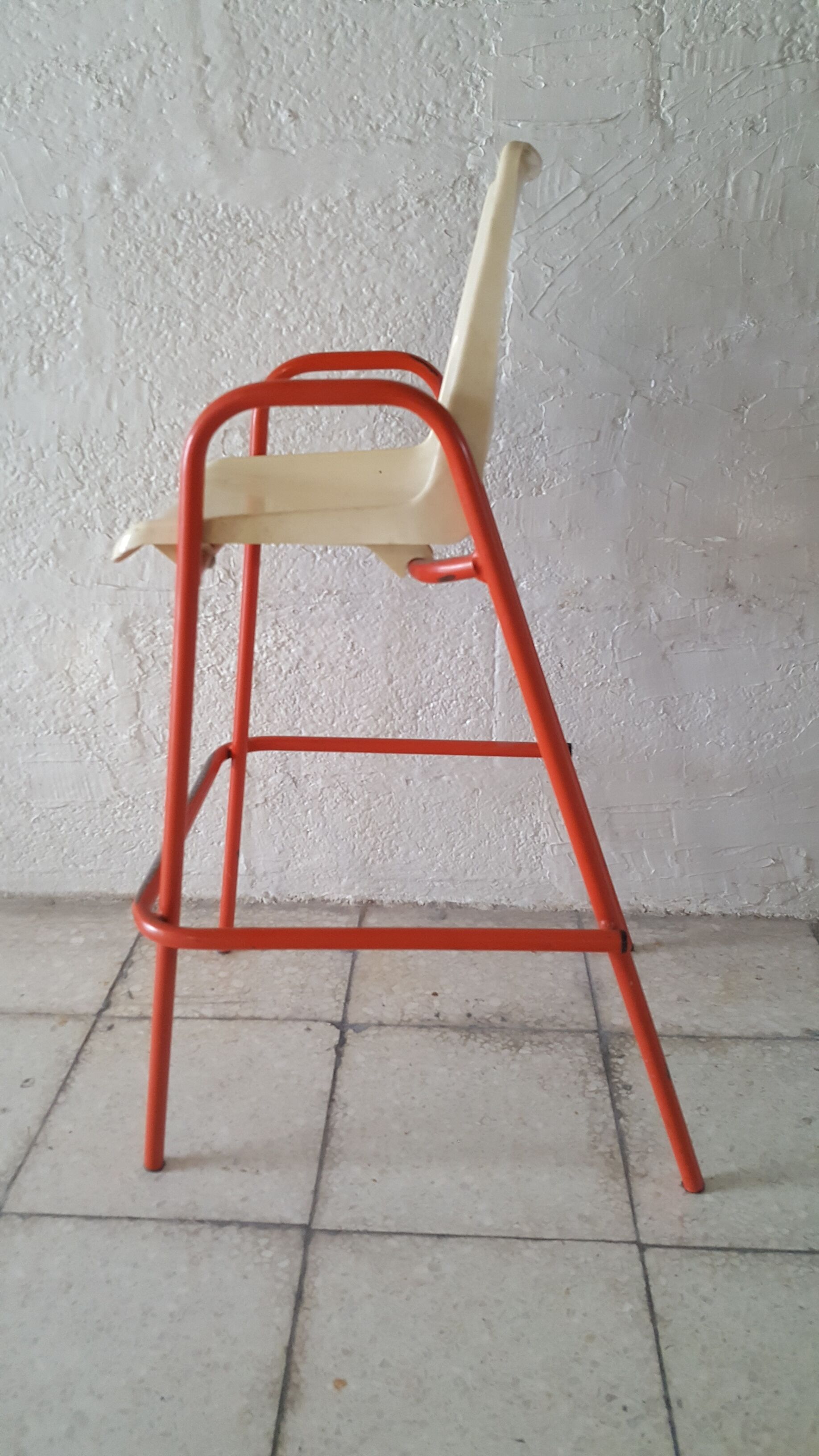 High child chair