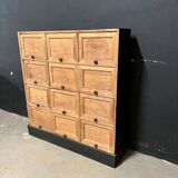 Oak clamshell cabinet