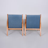 Paire de fauteuils bleus conçus par Jan Vaněk dans les années 1950. Ash.