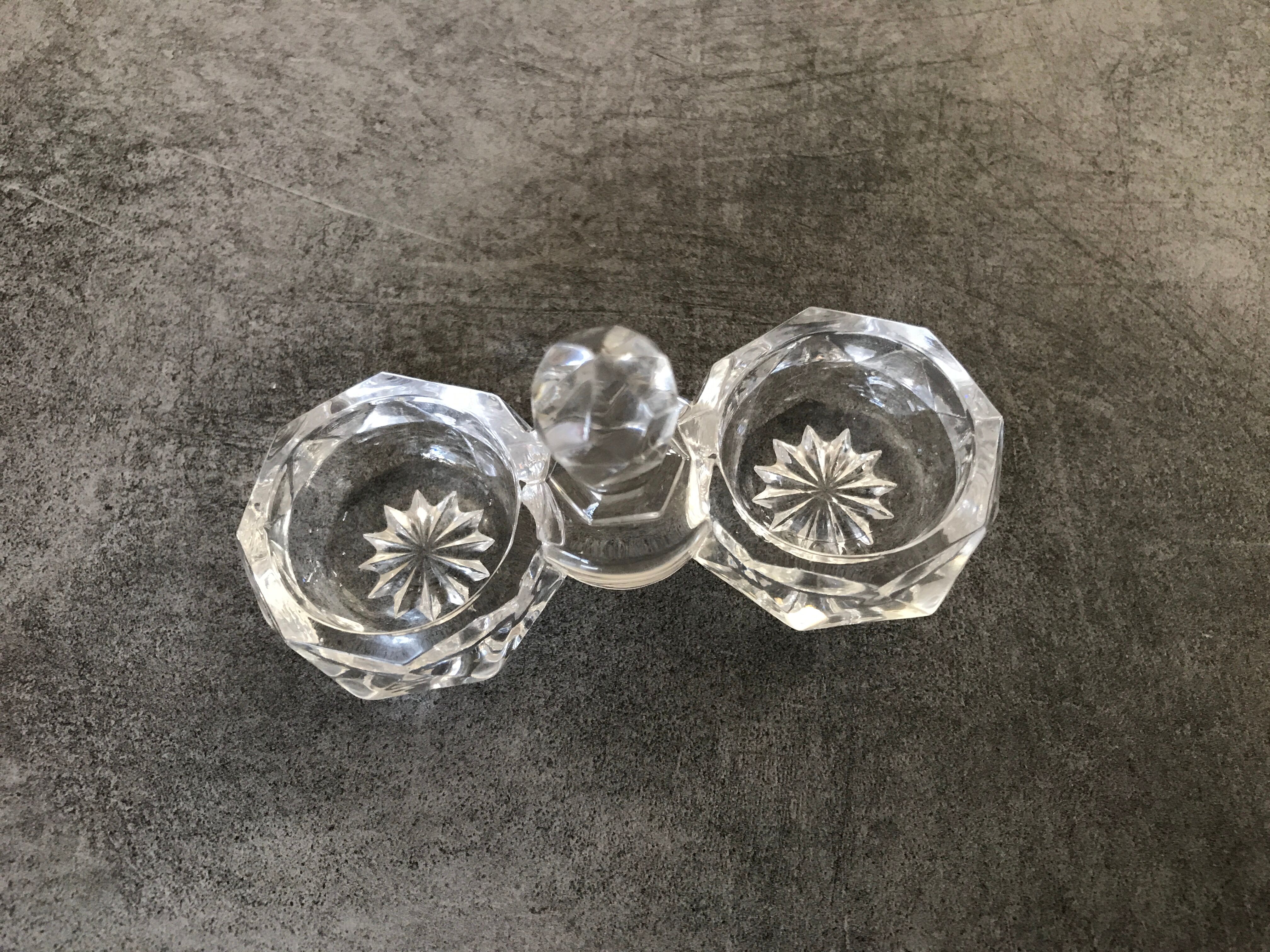 Saleron of table in crystal of saint louis star decoration