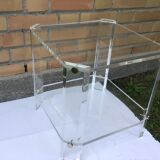 Tables en plexiglass