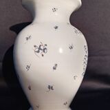Moustiers vase