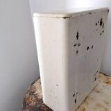 Metal wall toilet cabinet