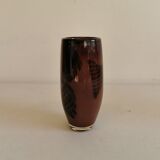 Vase en verre aux couleurs / nuances violettes, estimé danois et des années 1970-80.