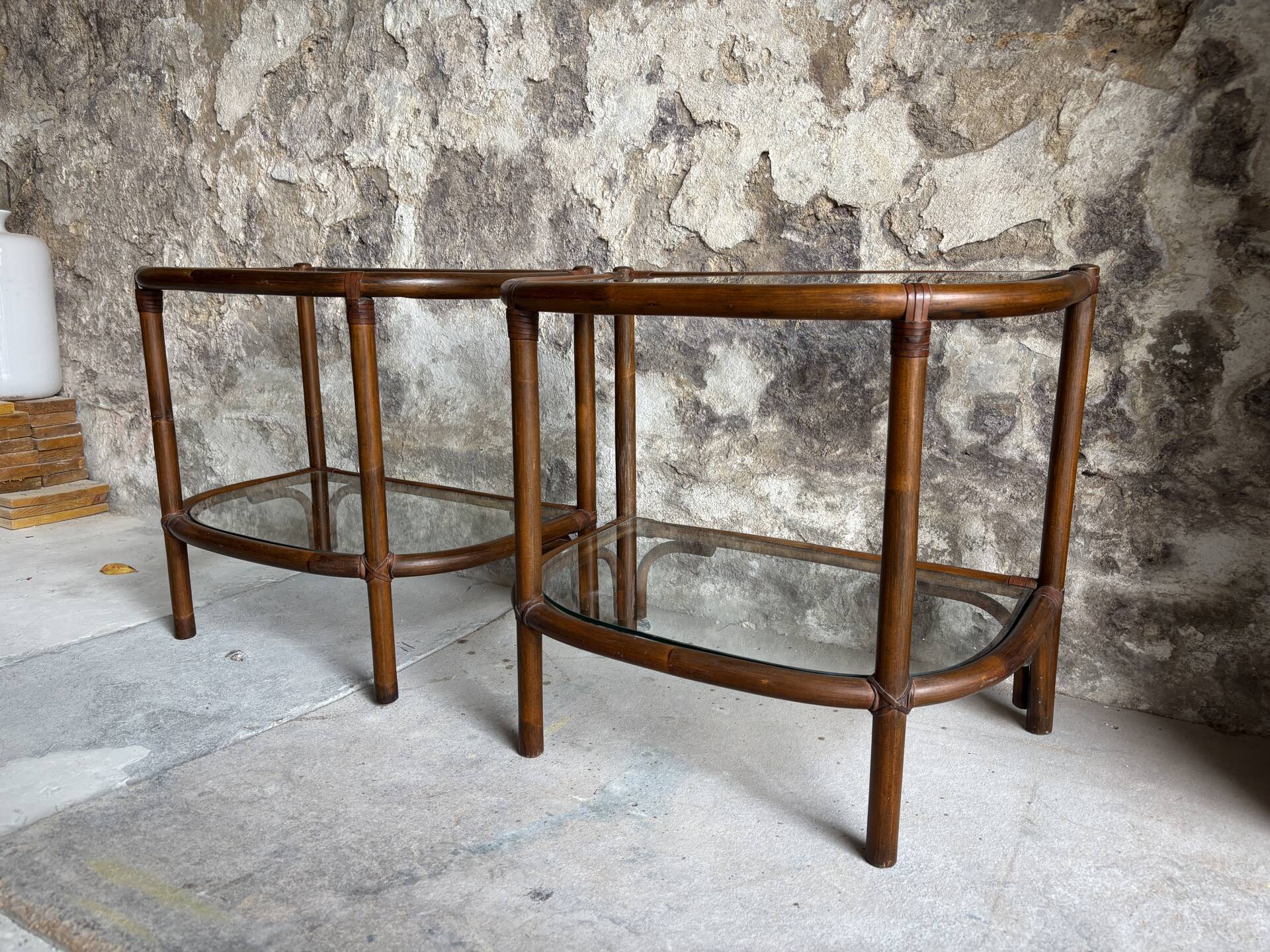 Console rattan or