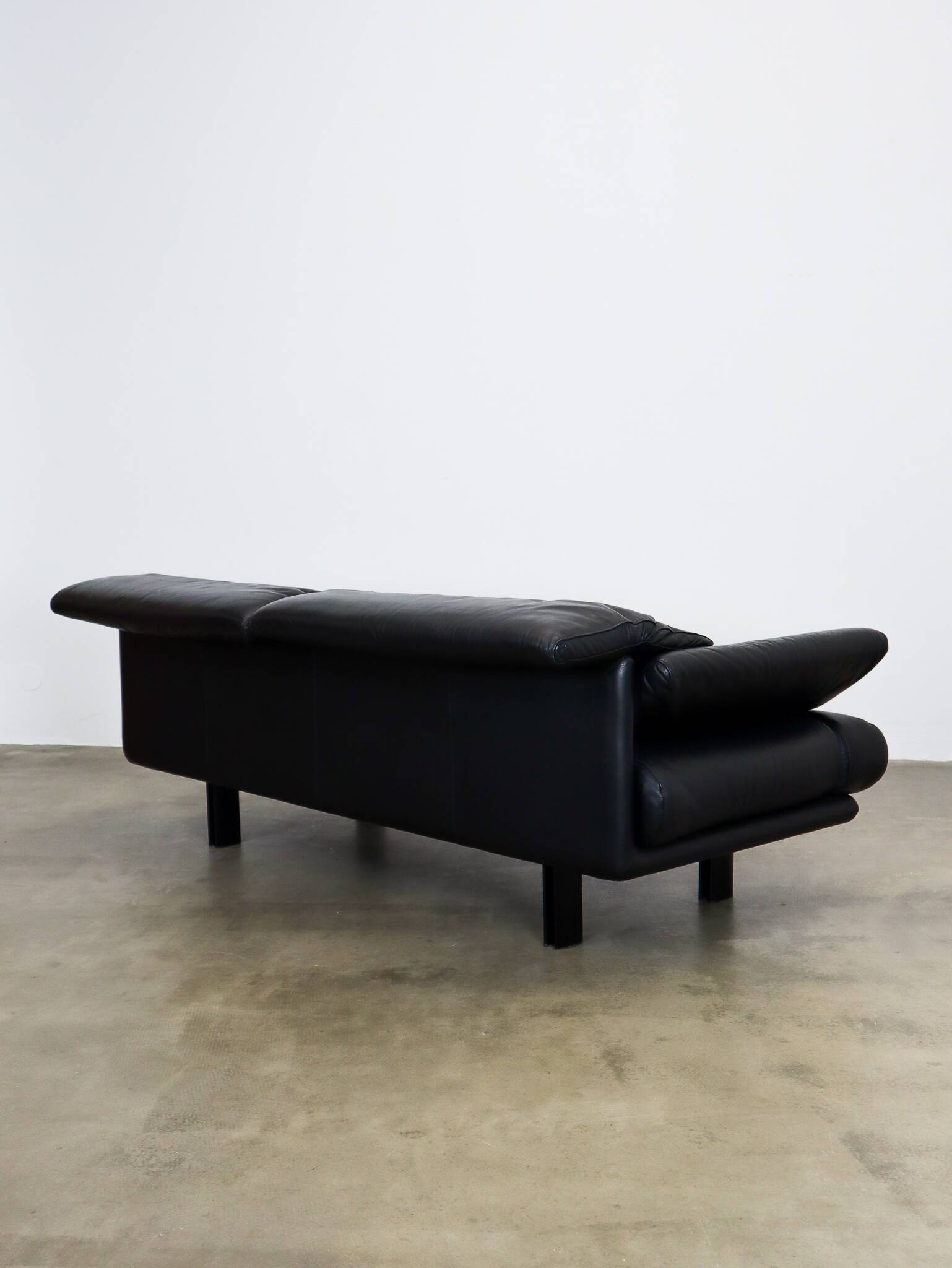 Black leather Alanda sofa by Paolo Piva for B&B Italia, 1980s