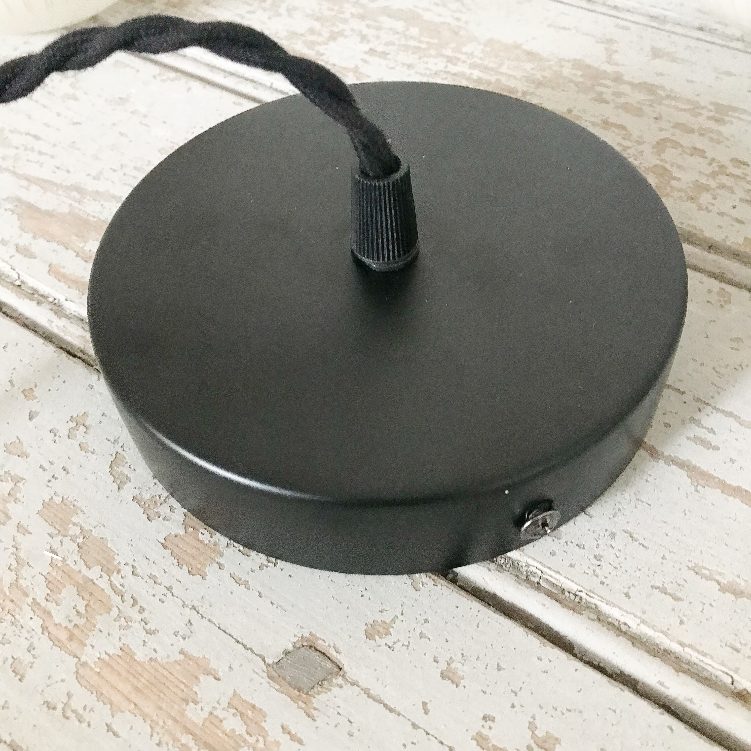 Vintage wicker pendant lamp