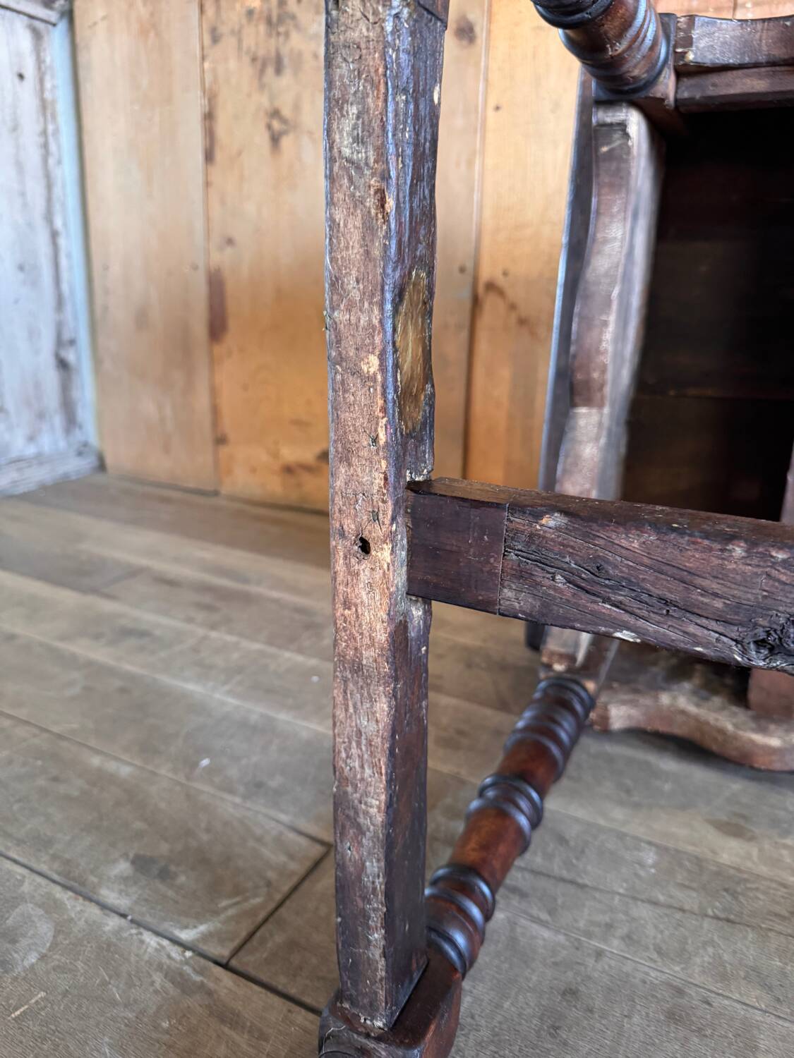 Cévenole table in chestnut wood, 19th-century folk art.