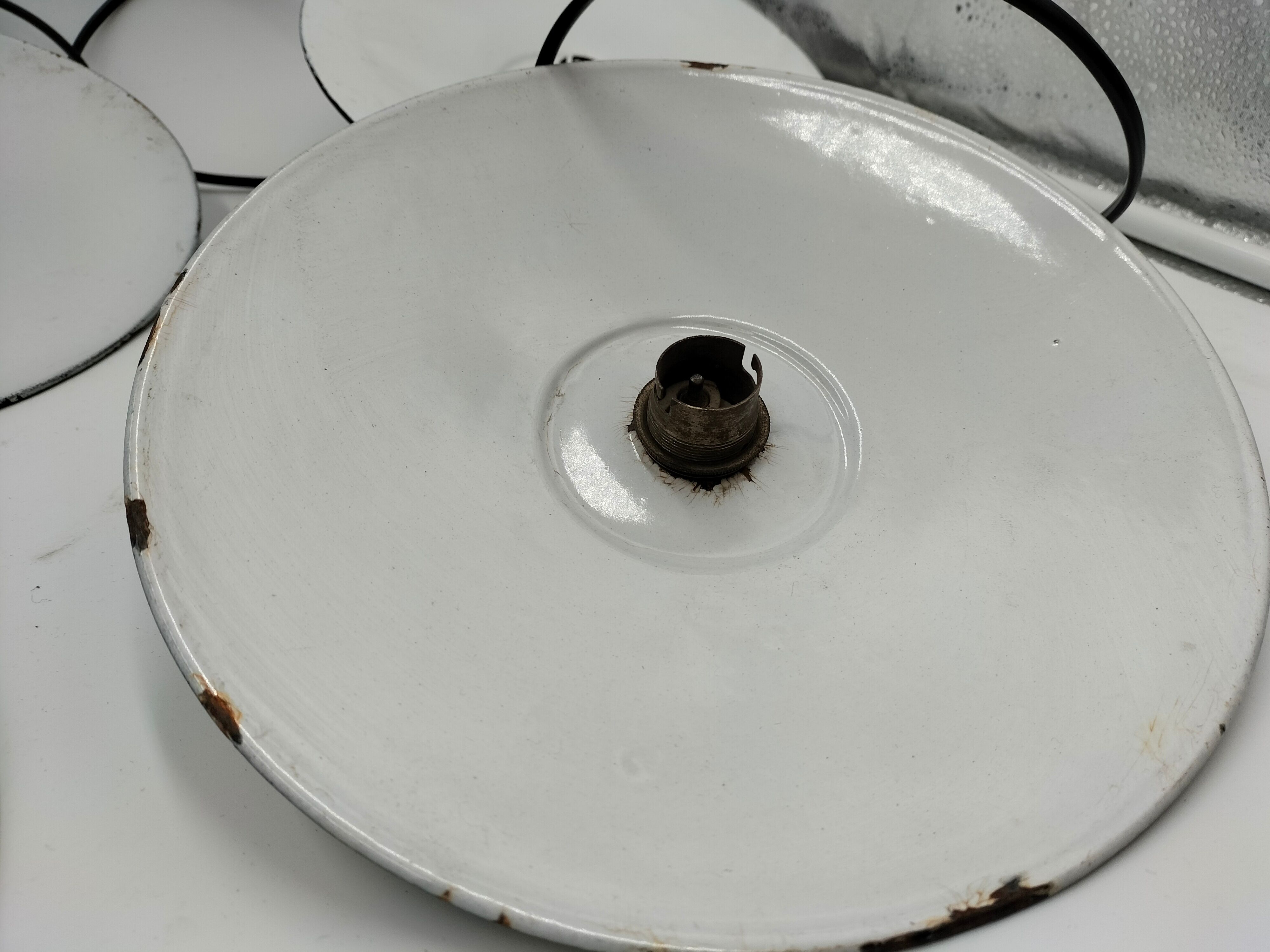 Enamelled old lamp series