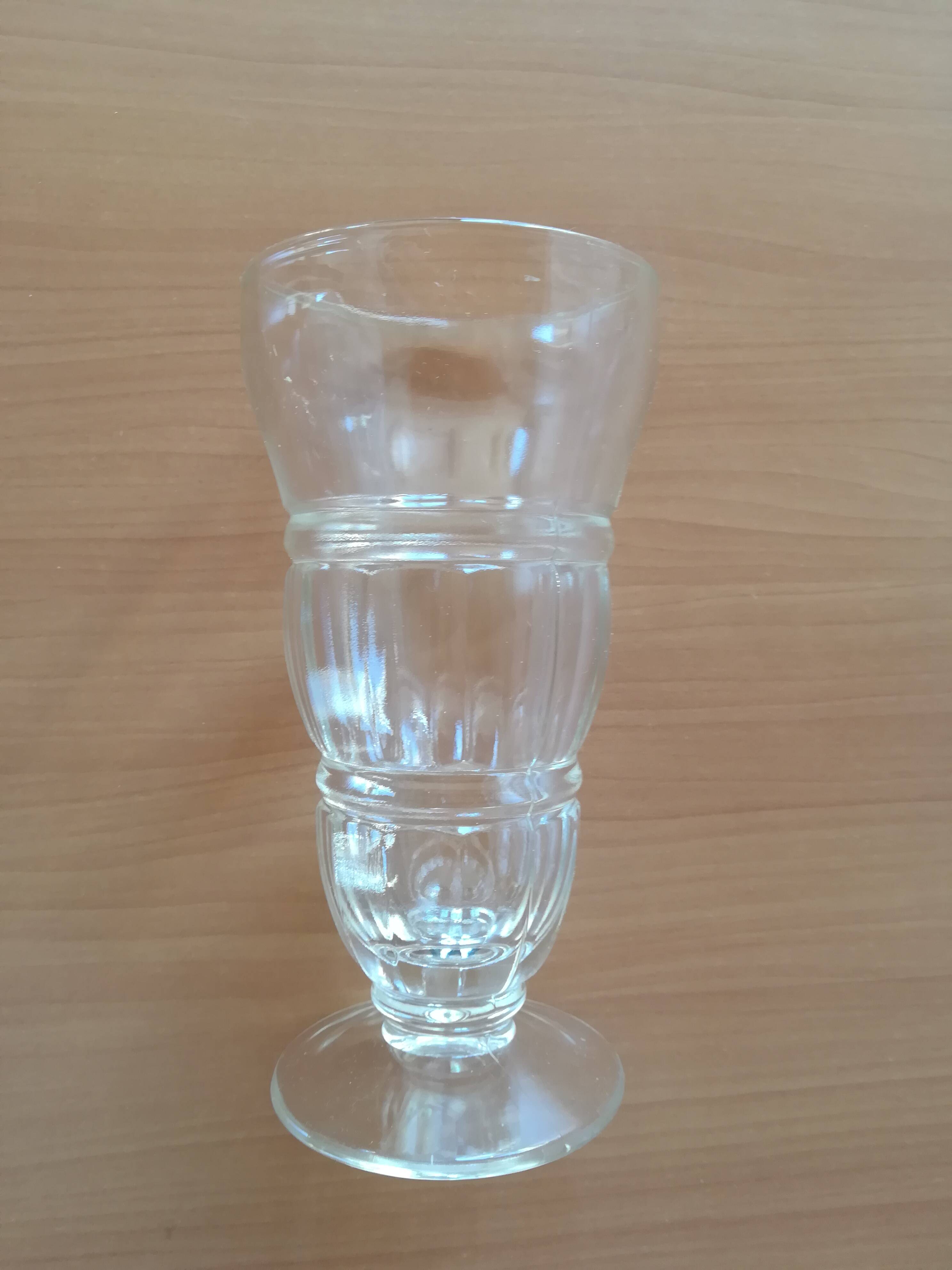 Milkshake glasses Stemmed ice cream cups