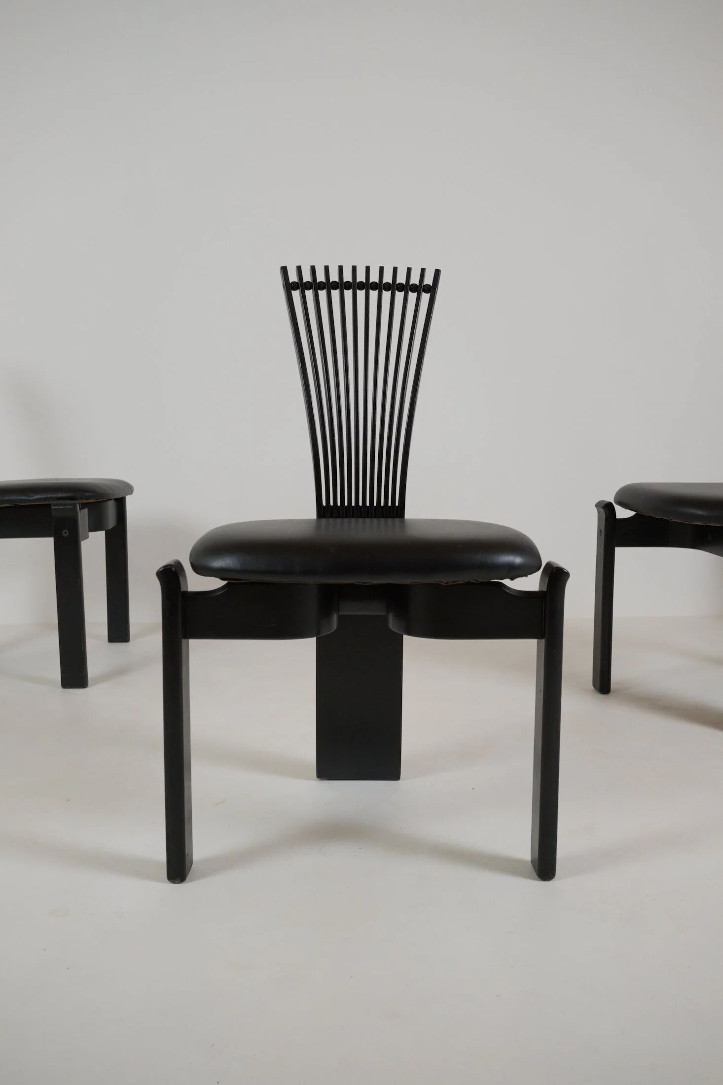 Set of 4 dining chairs "Totem" by Torstein Nilsen