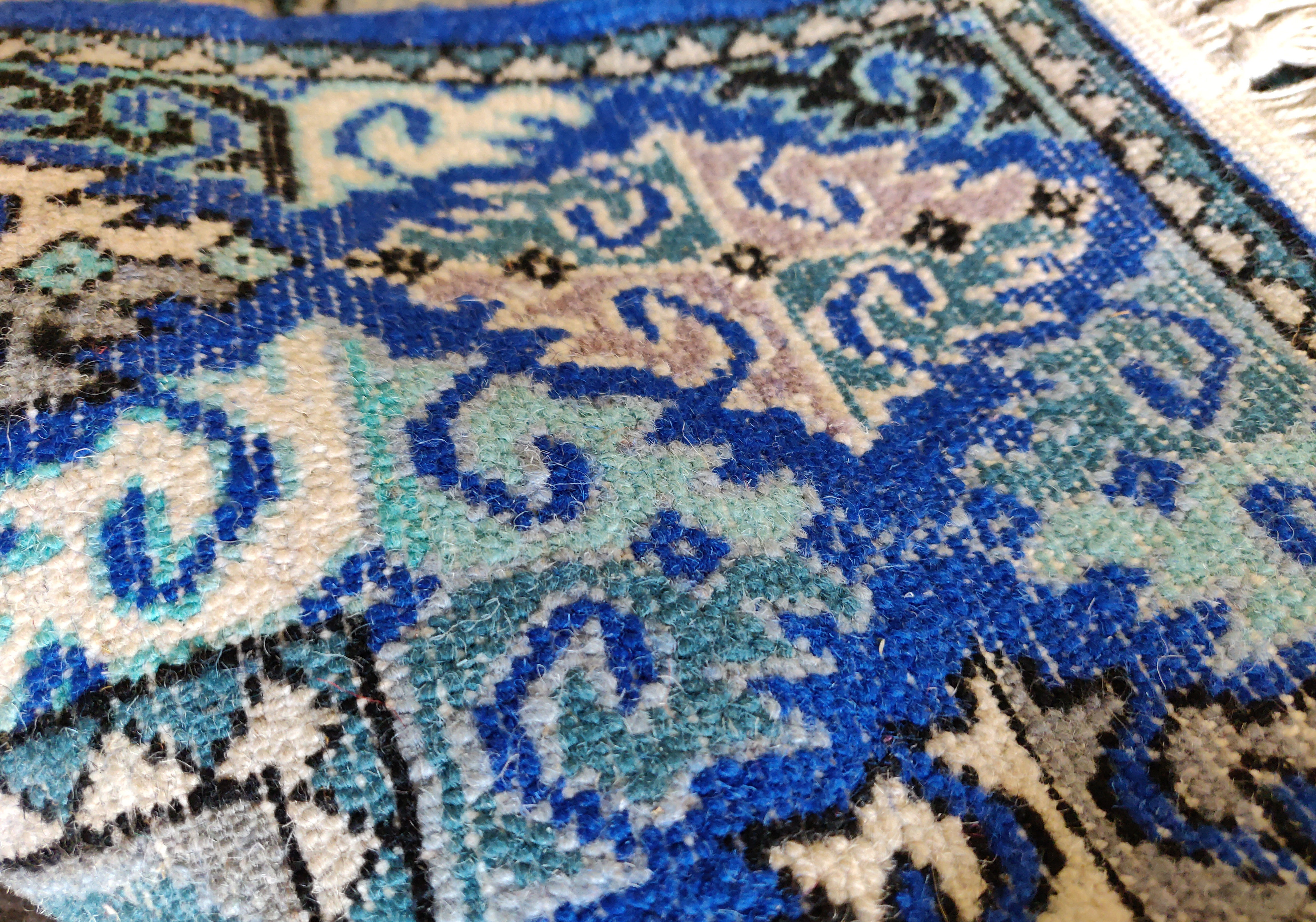 Large handmade Moroccan wool rug 290 cm