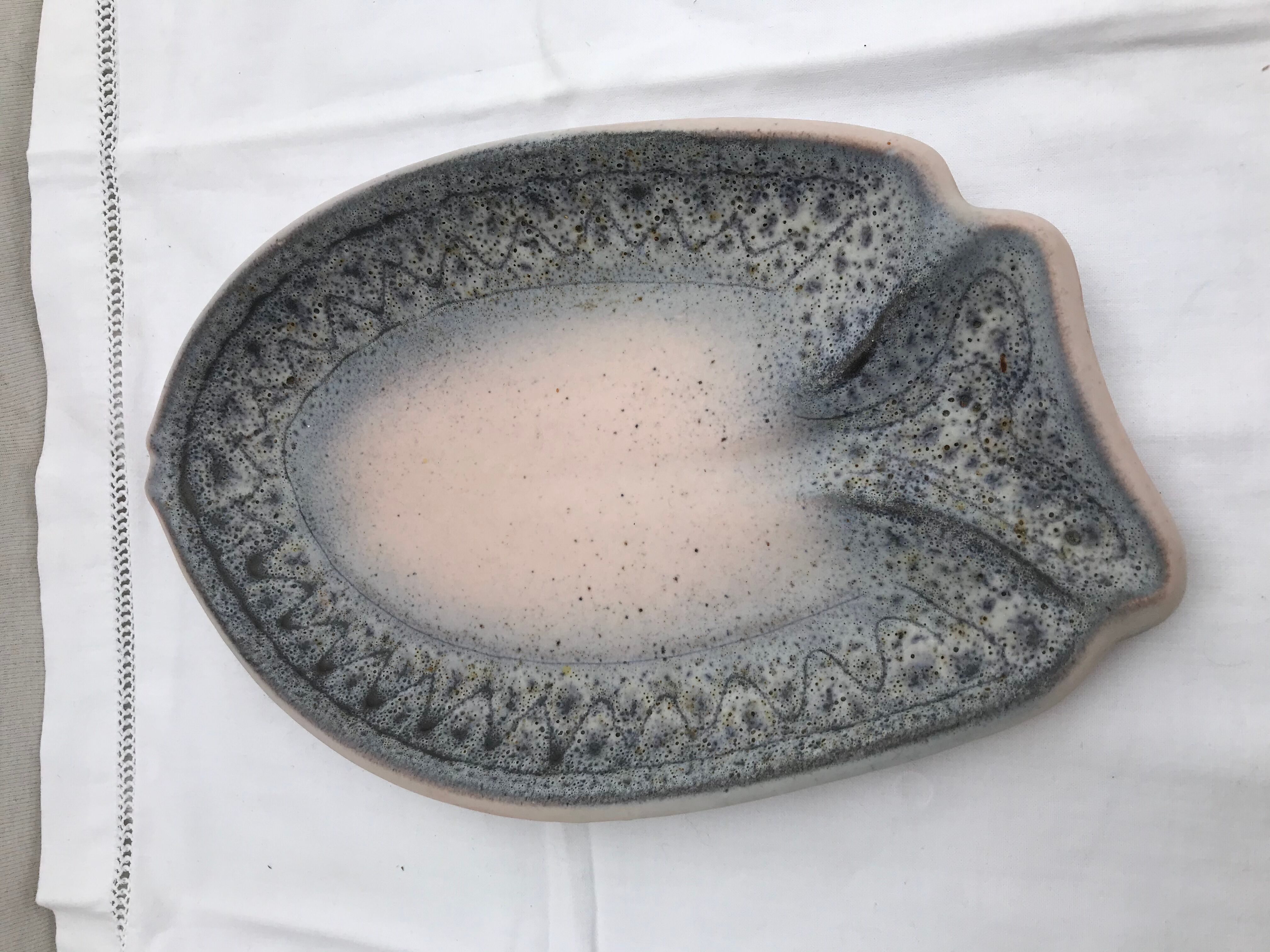 Former plate vallauris ceramics jean austruy shape vintage fish