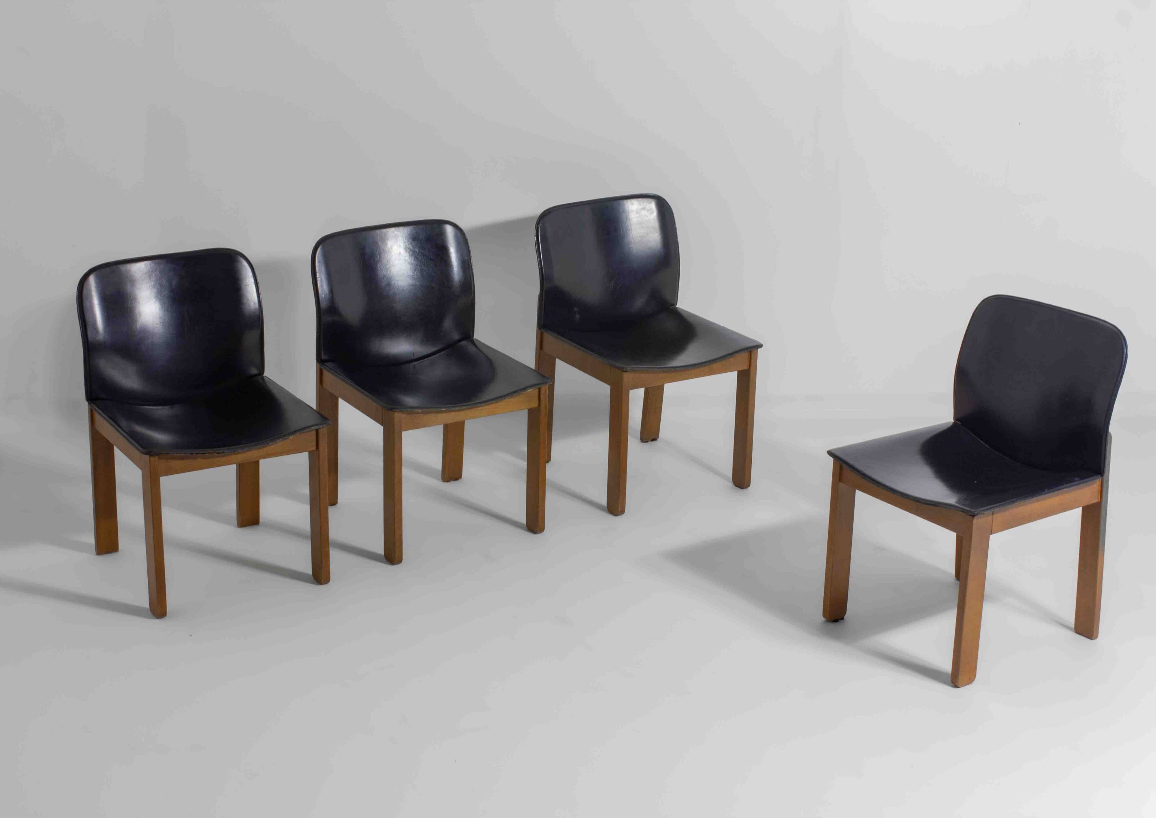 Set of 6 black leather dining chairs by Afra & Tobia Scarpa, 1970's