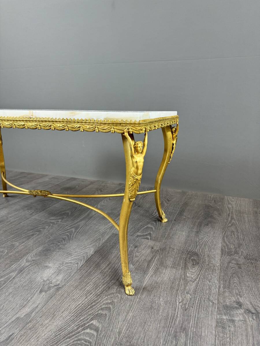 Coffee table in gilded bronze and marble, high-quality decorative work,