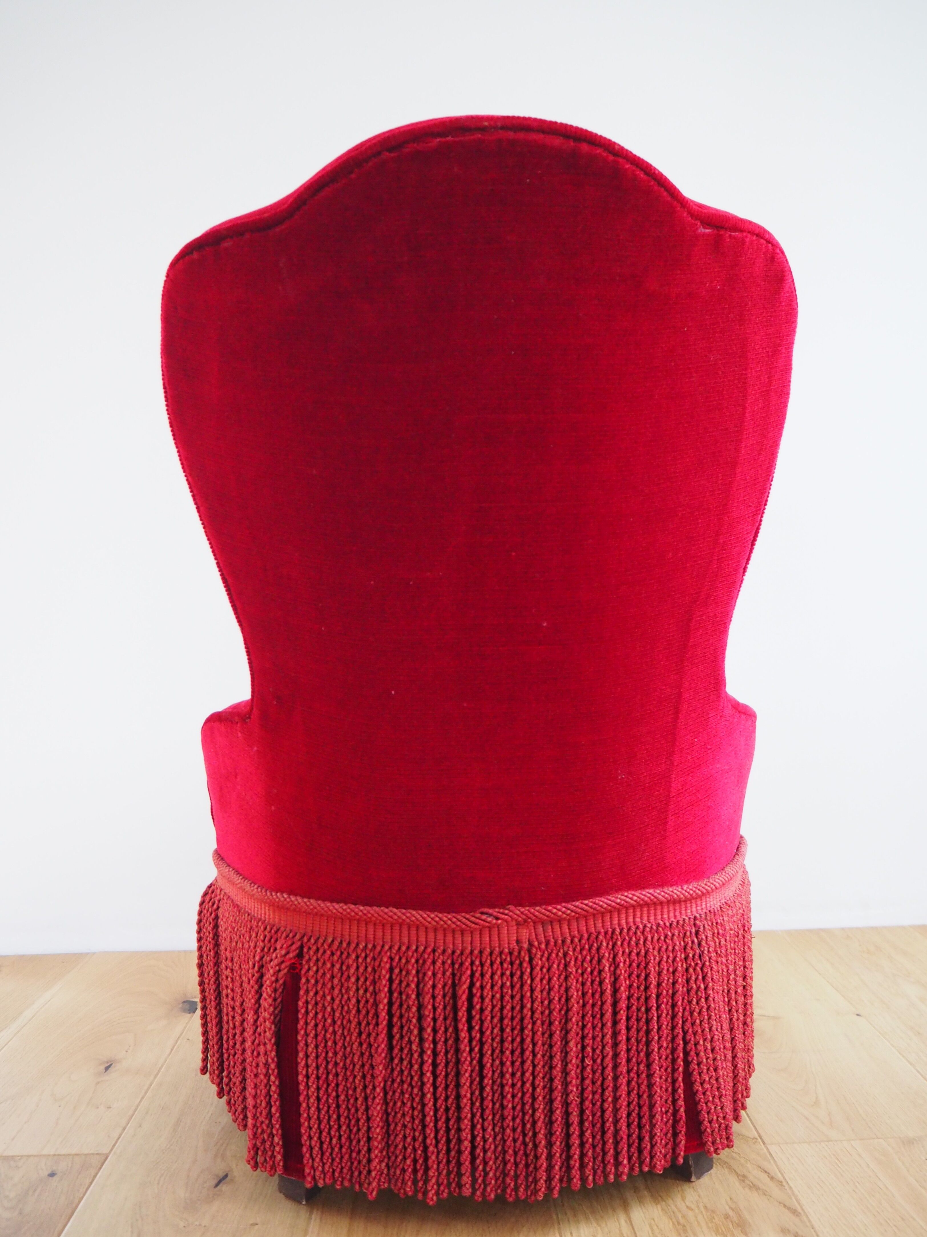 Velvet toad armchair