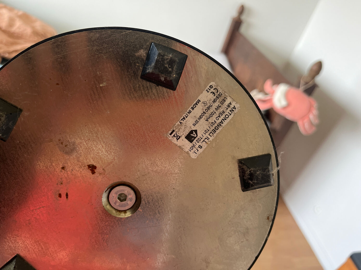 ILL solar lamp by Antonangeli – minimalist Italian design