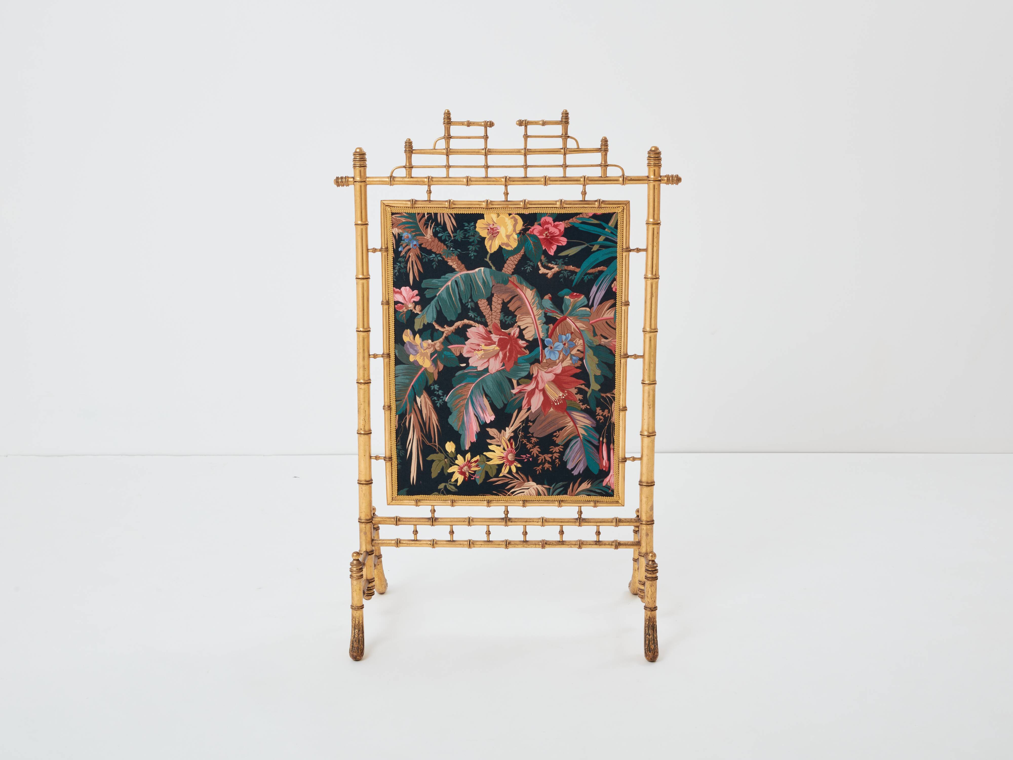 Decorative gilded wood fire screen faDecorative gilded wood fire screen bamboo and silk style 1960s