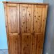 3-door wardrobe in solid pine (130x60x200 cm)