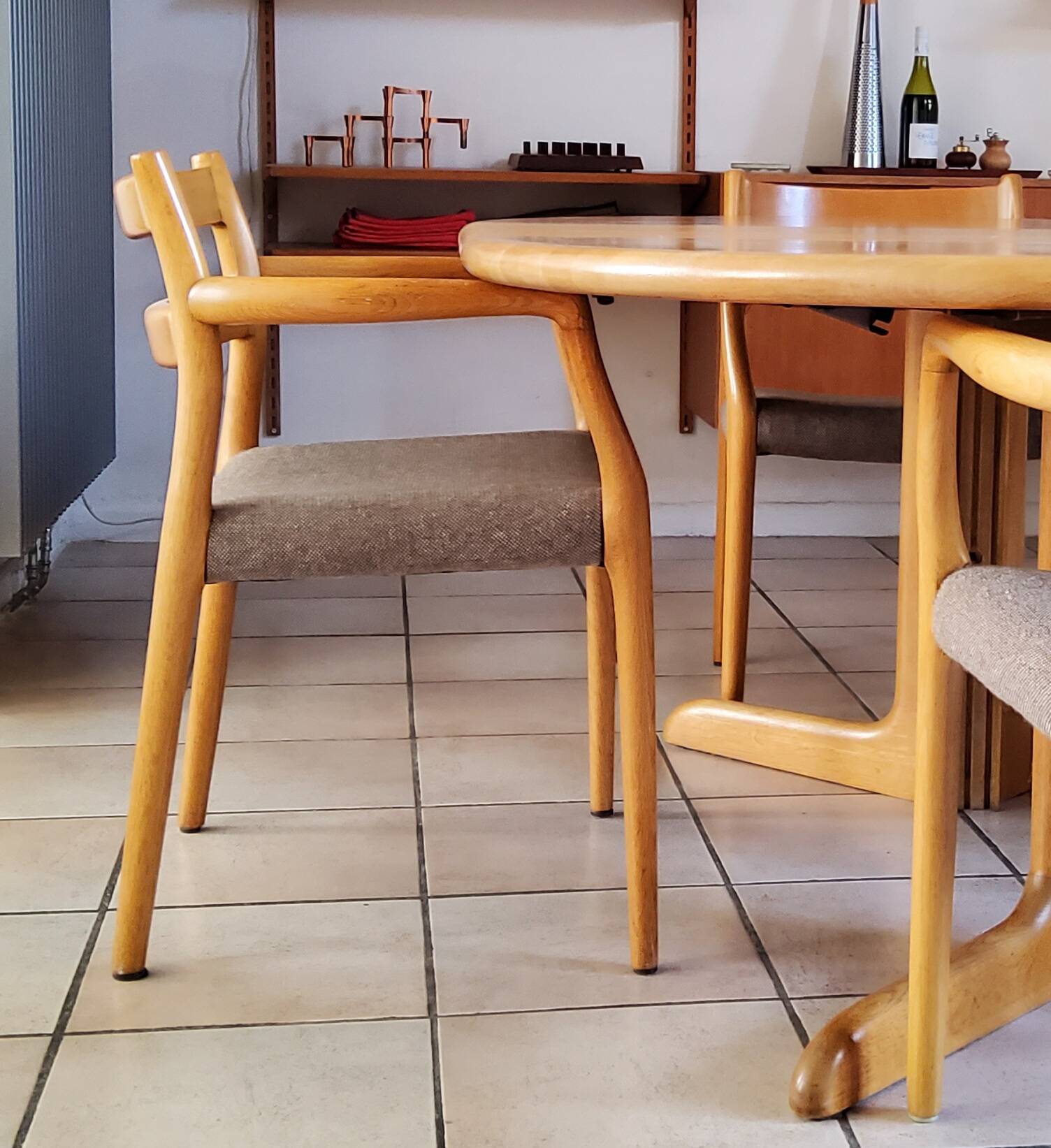 Moller dining room table and chair - 1960