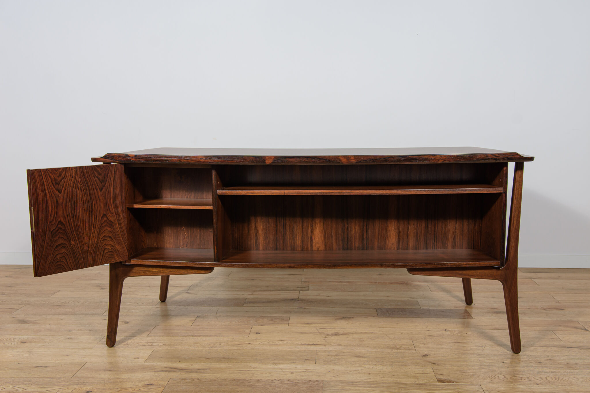 Mid-Century Modern Danish Rosewood Desk by Svend Åge Madsen for H.P. Hansen, Denmark, 1960s