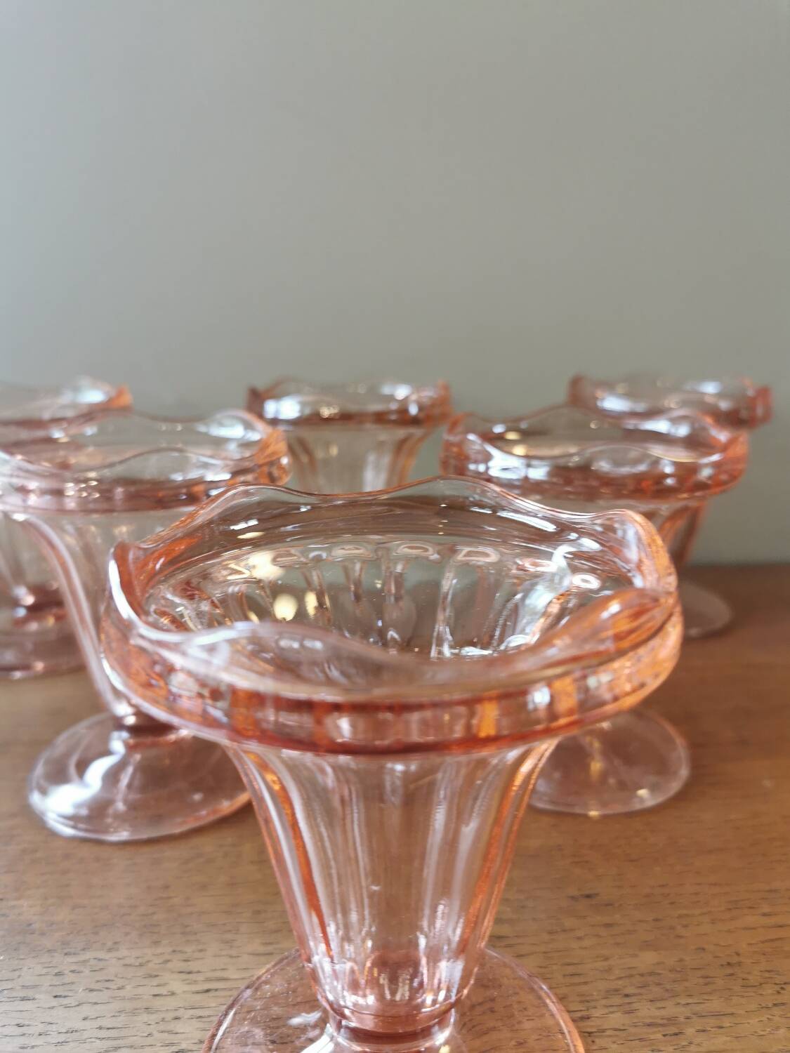 Set of 6 vintage pink glass ice cream cups