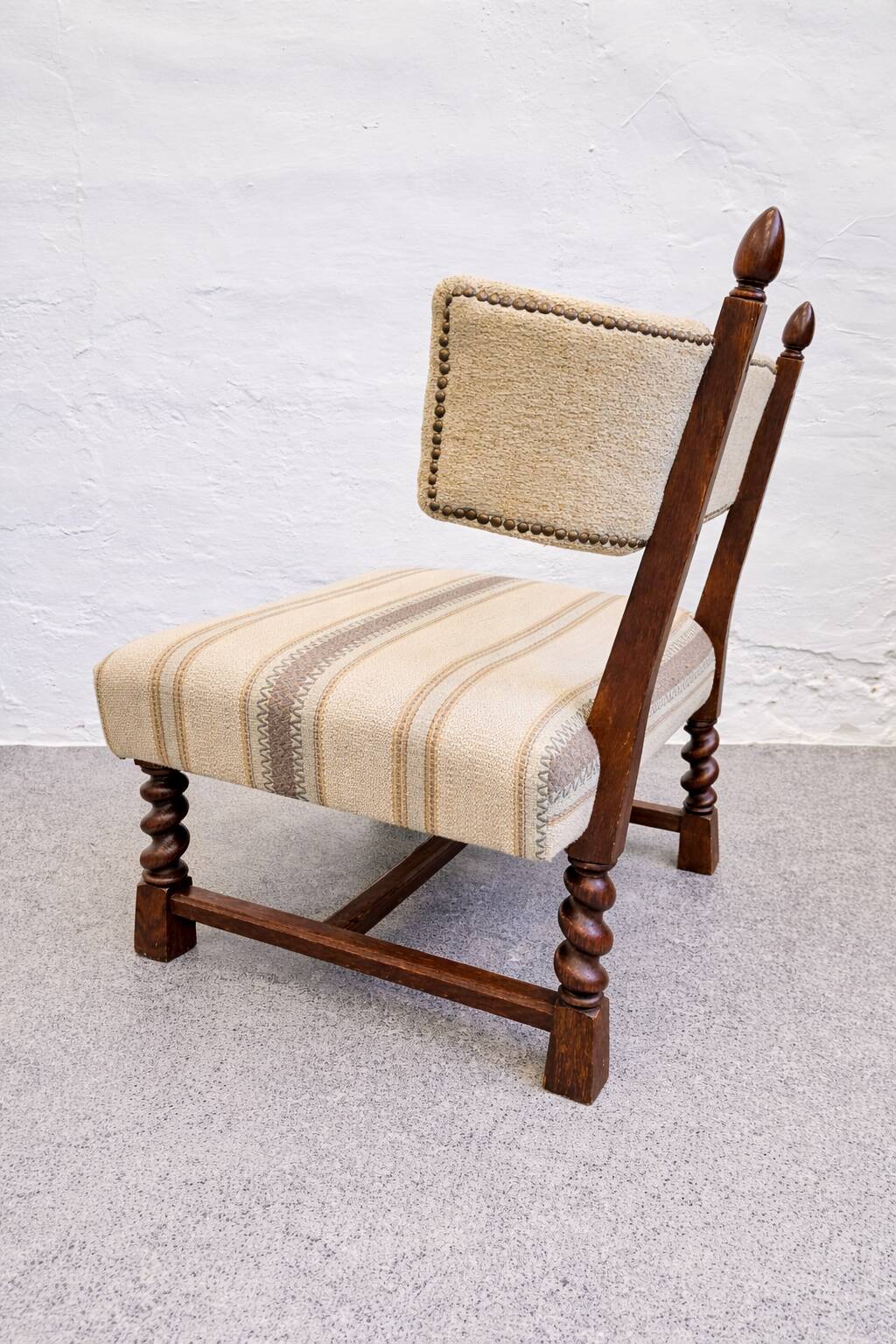 Transitional Hungarian armchair (Art Deco period), 1930s