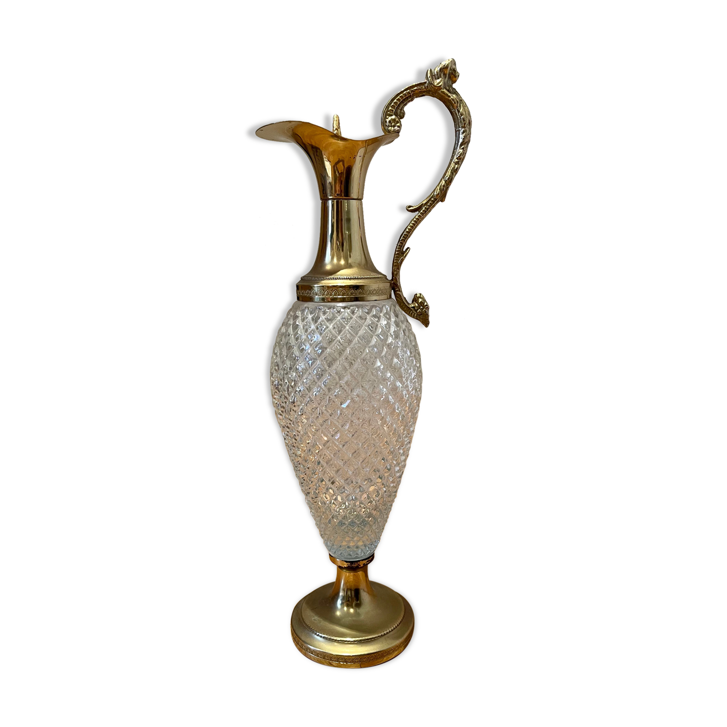 Aiguière en verre et metal doré d'Italie