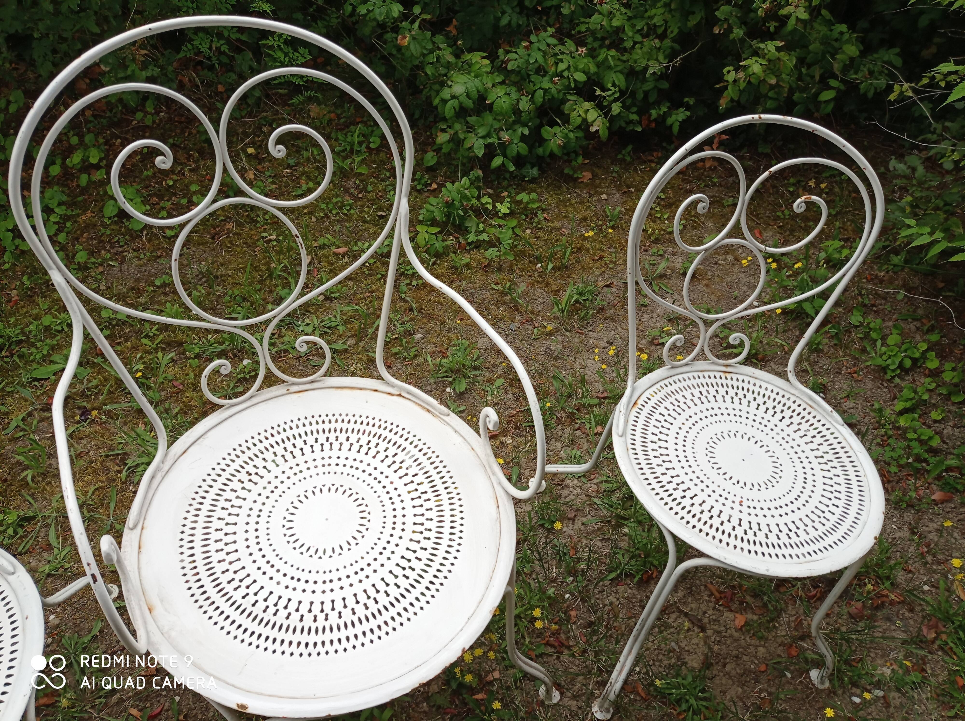 Wrought iron garden set