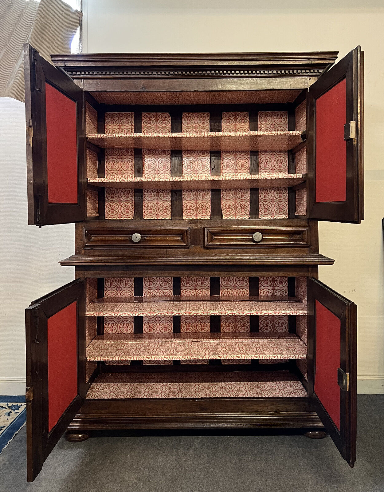 Cabinet Montbéliard Louis XIII era in chene around 1680