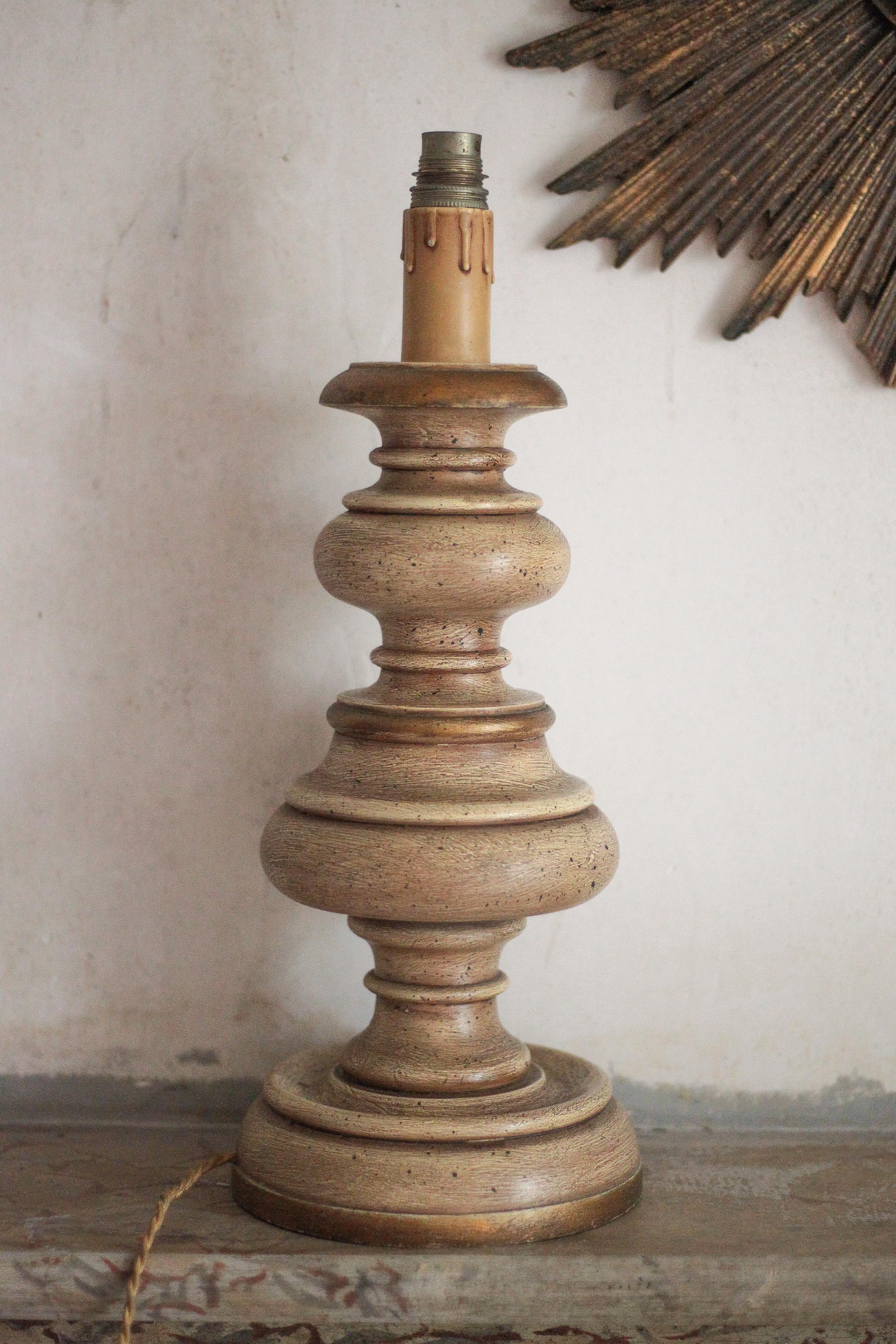 Vintage turned wood lamp, table lamp, lamp to place, Florentine lamp.