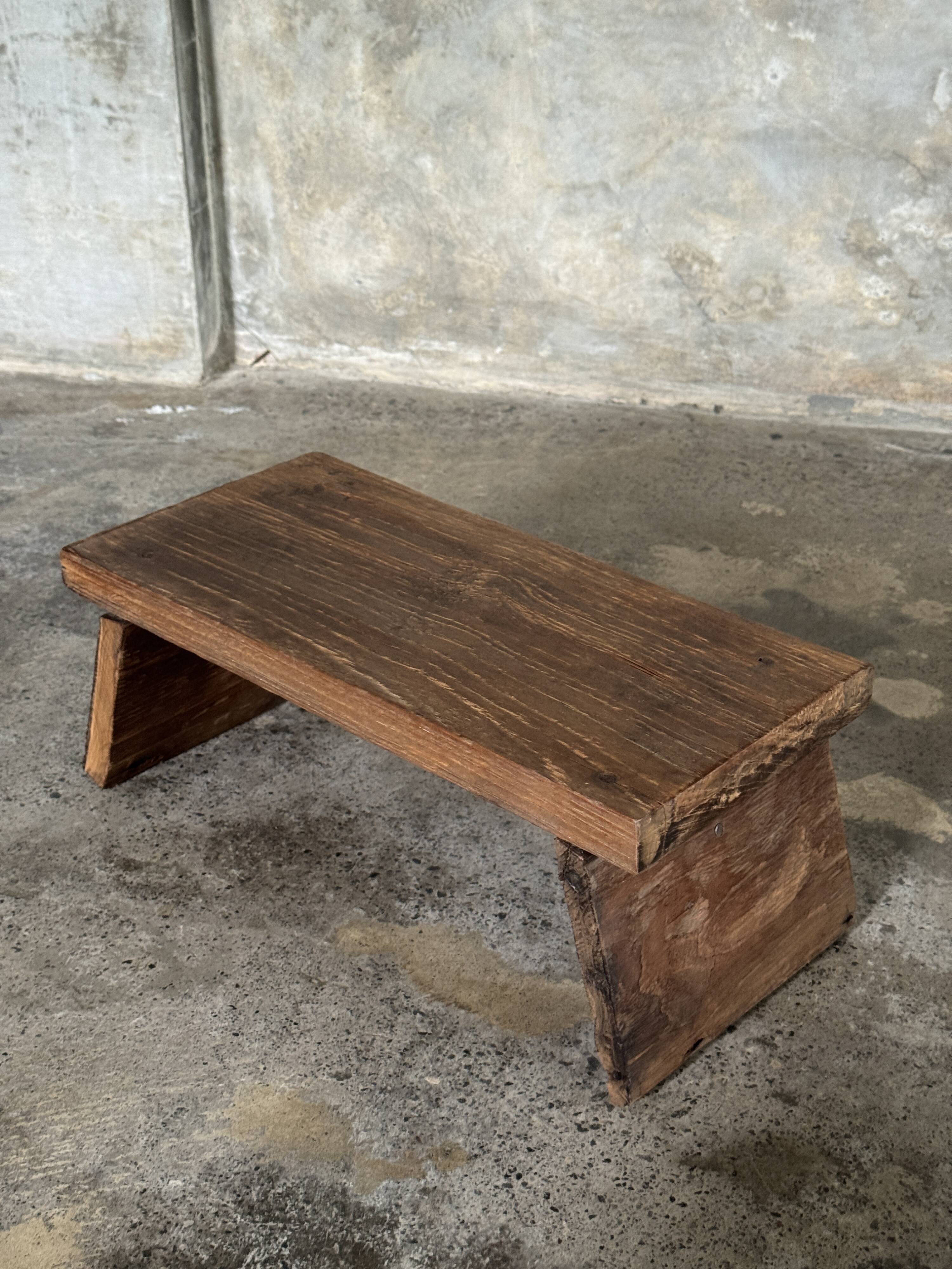 Small low bench in old teak from Indonesia H16 L39