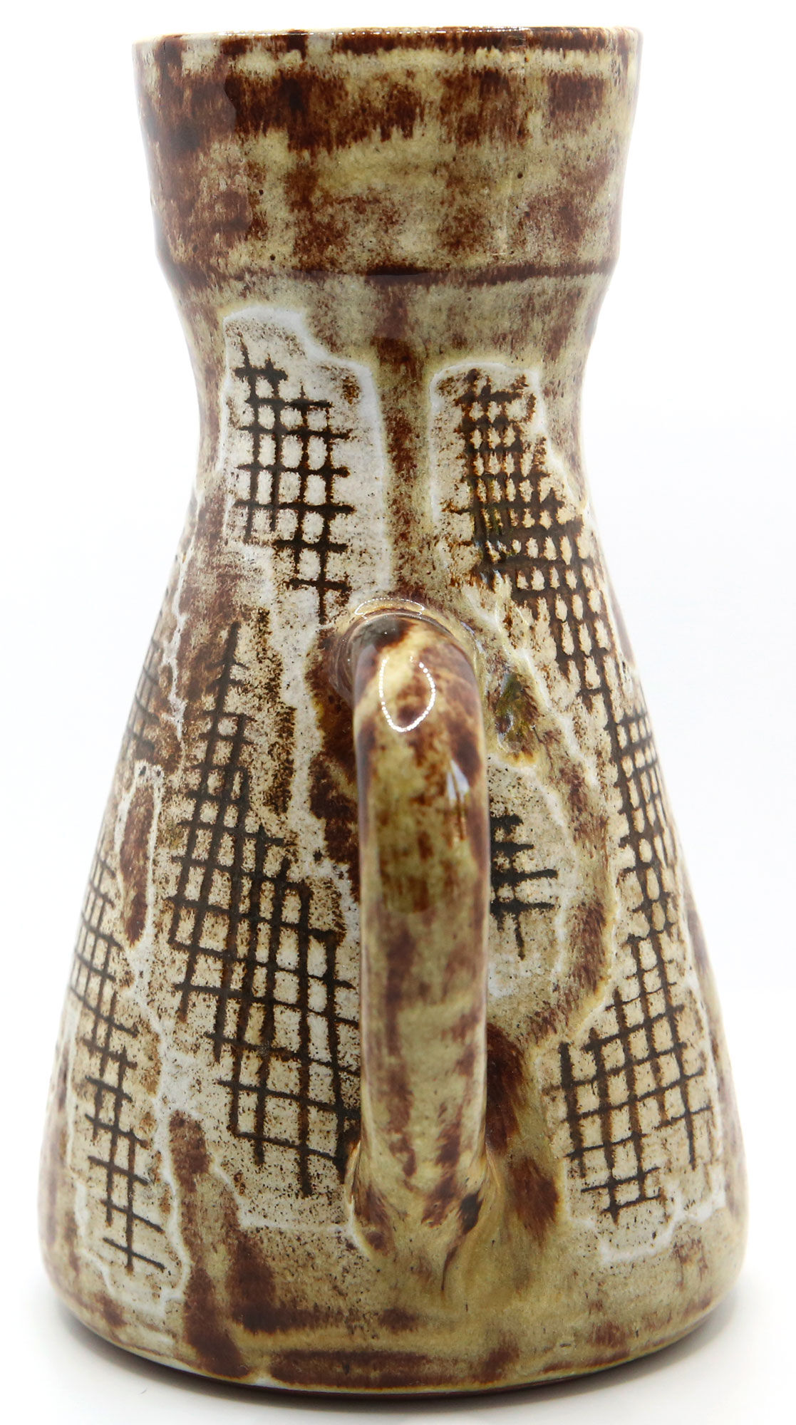 Brutalist pitcher of the Atelier du Vieux Moulin in enamelled earth of Vallauris