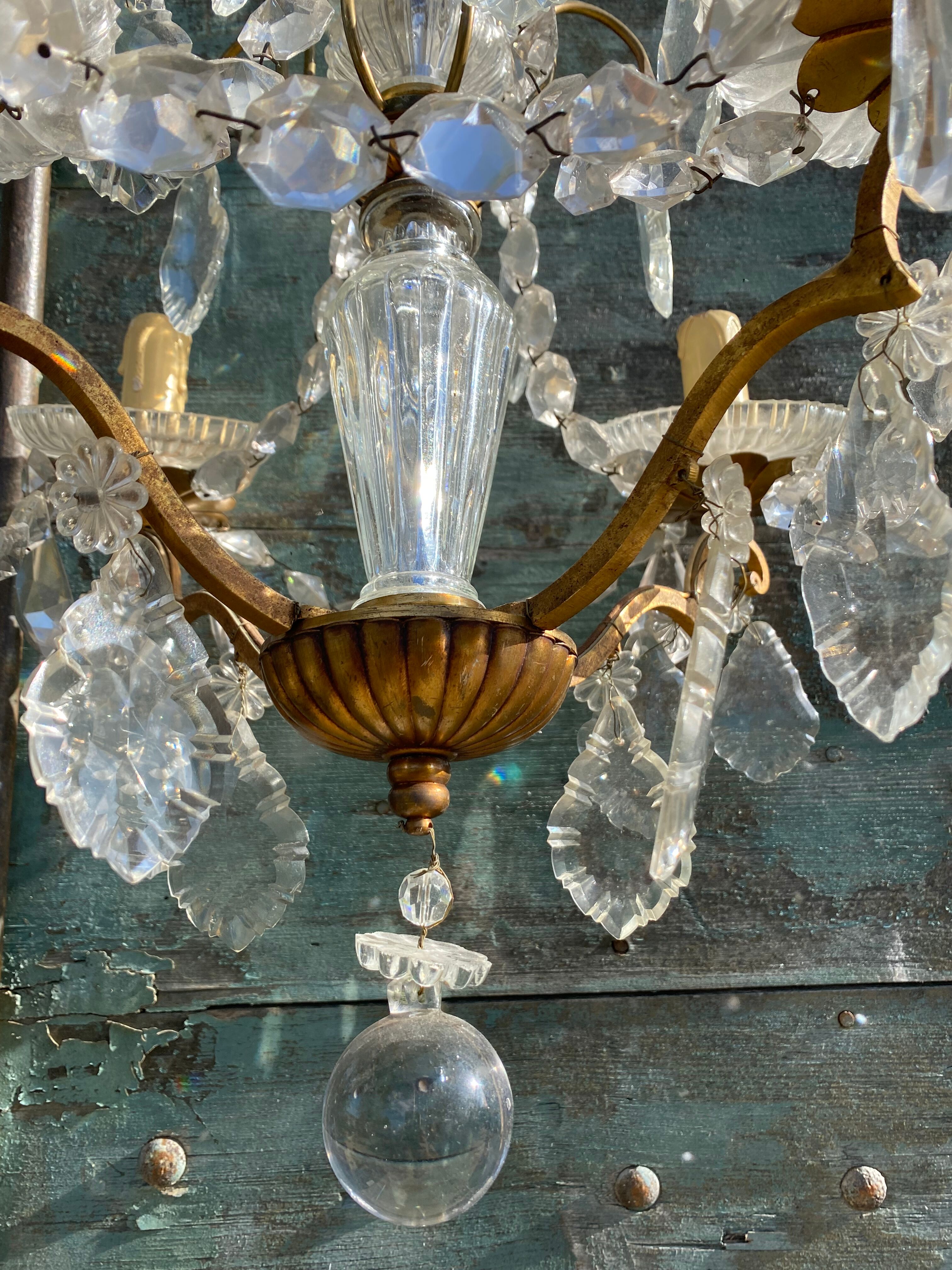Chandelier with bronze and crystal grapevines