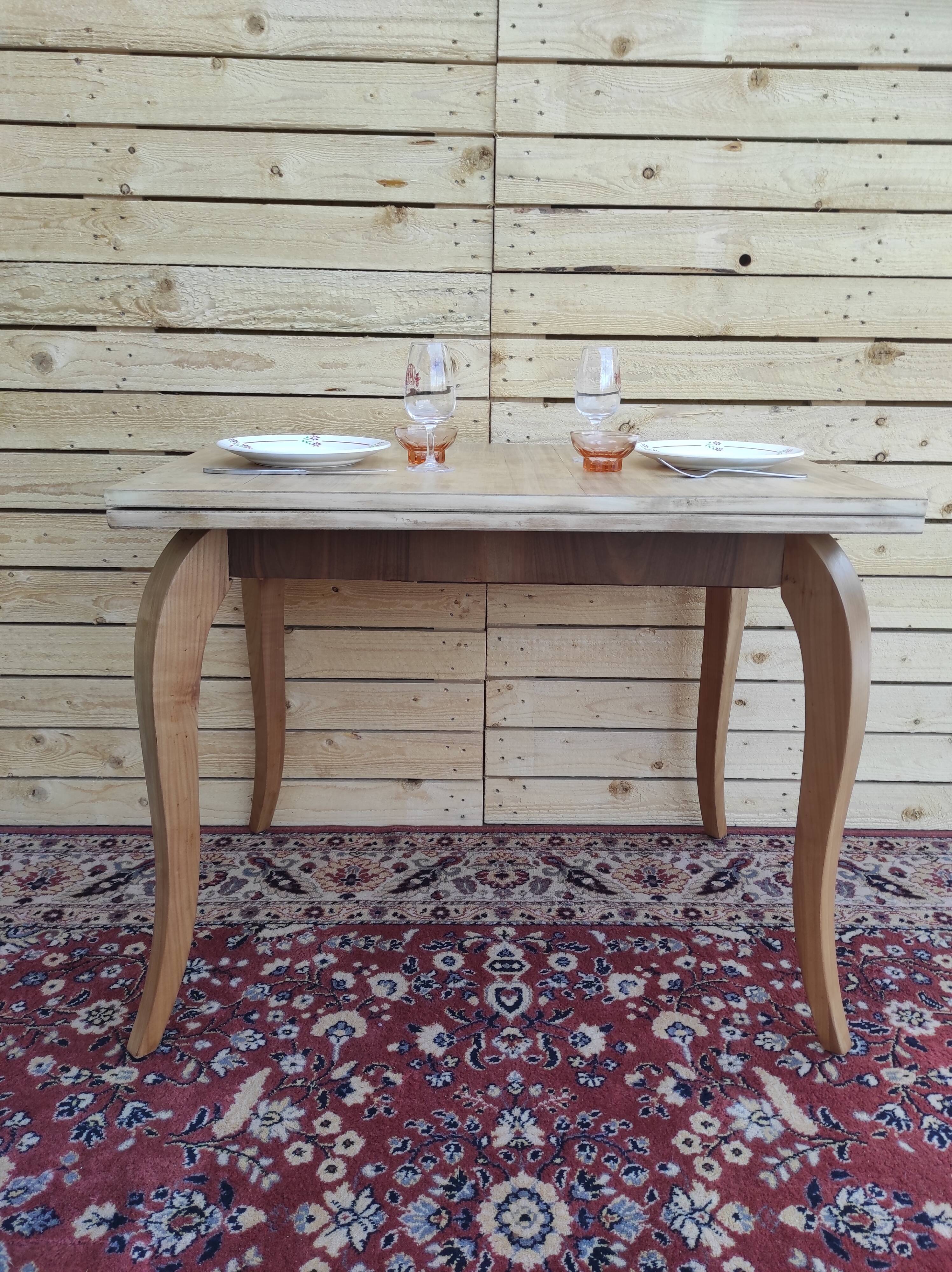 Foulque Table