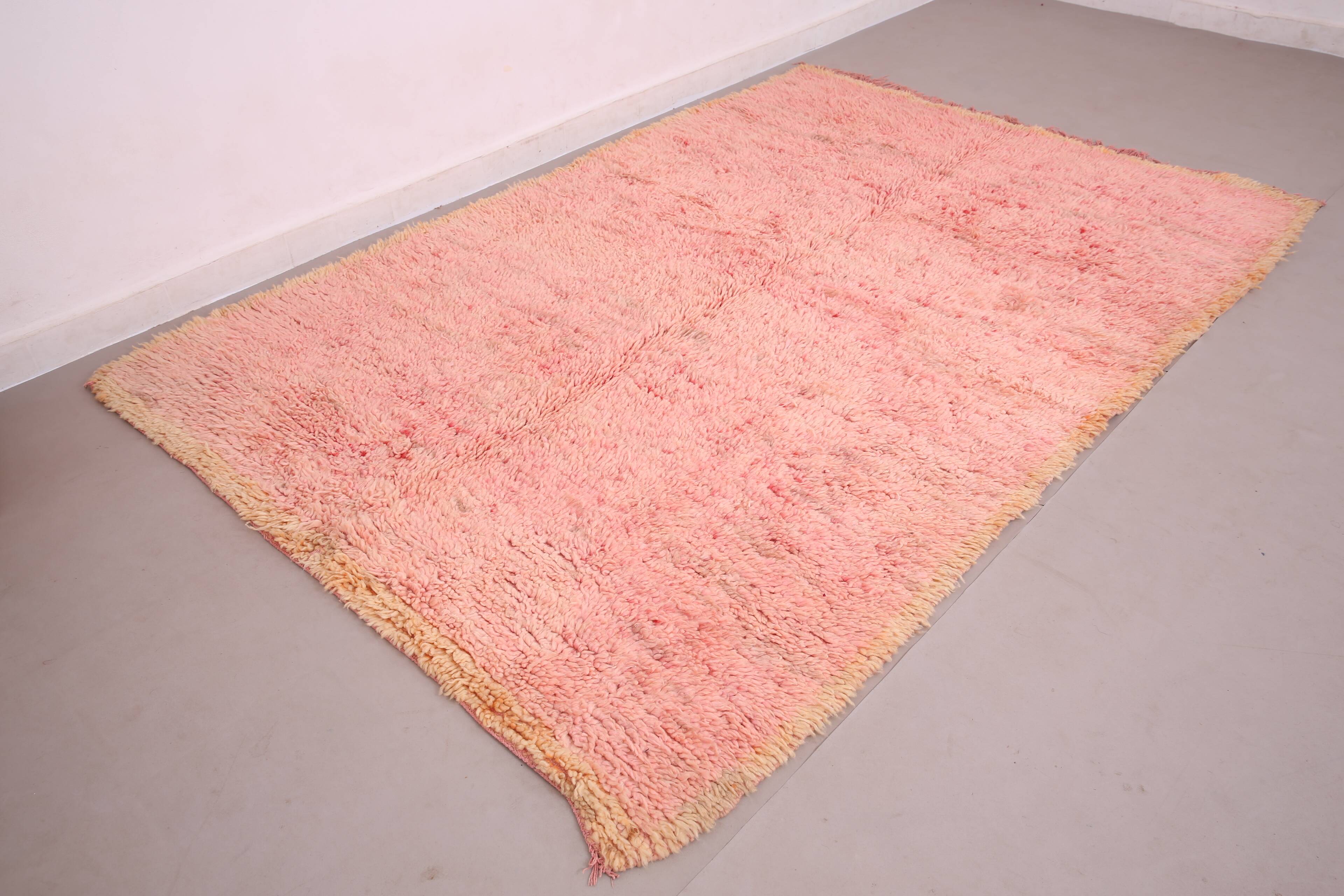 181 x 269 cm