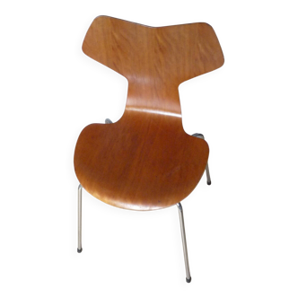 Chair Mod. "Grand Prix" Arne Jacobsen