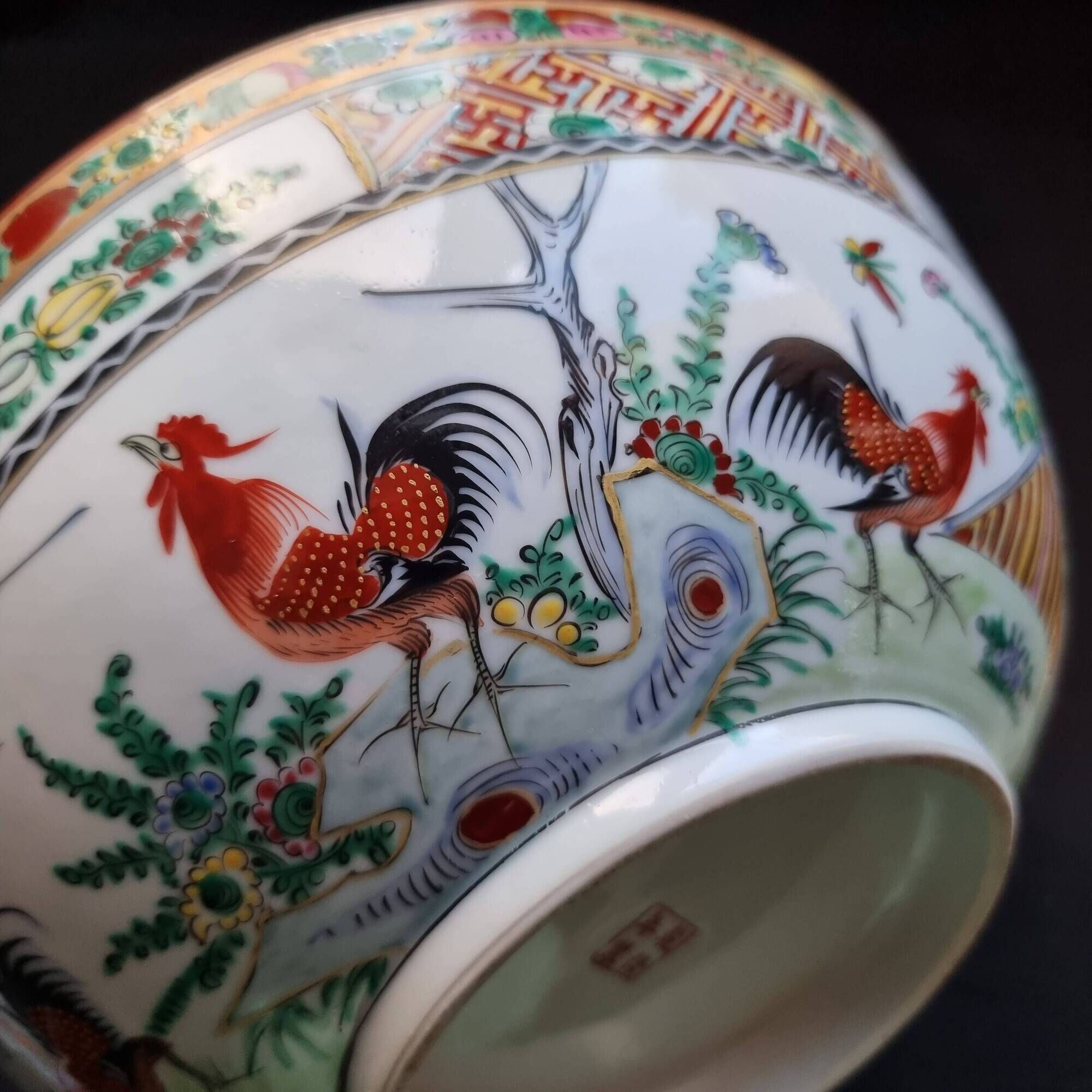 Large soup plate, bowl, salad bowl and ladle in Macao porcelain (19